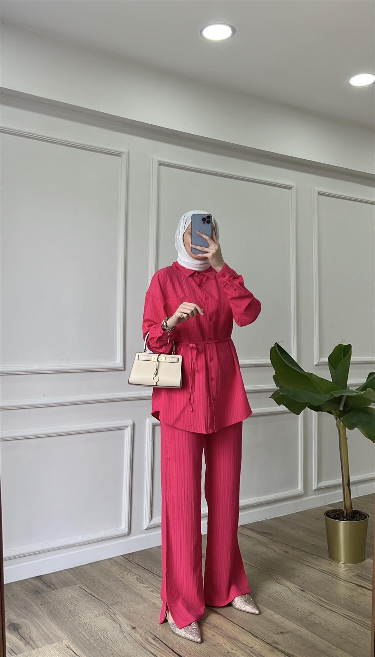 Pembe  - Heri Takım 