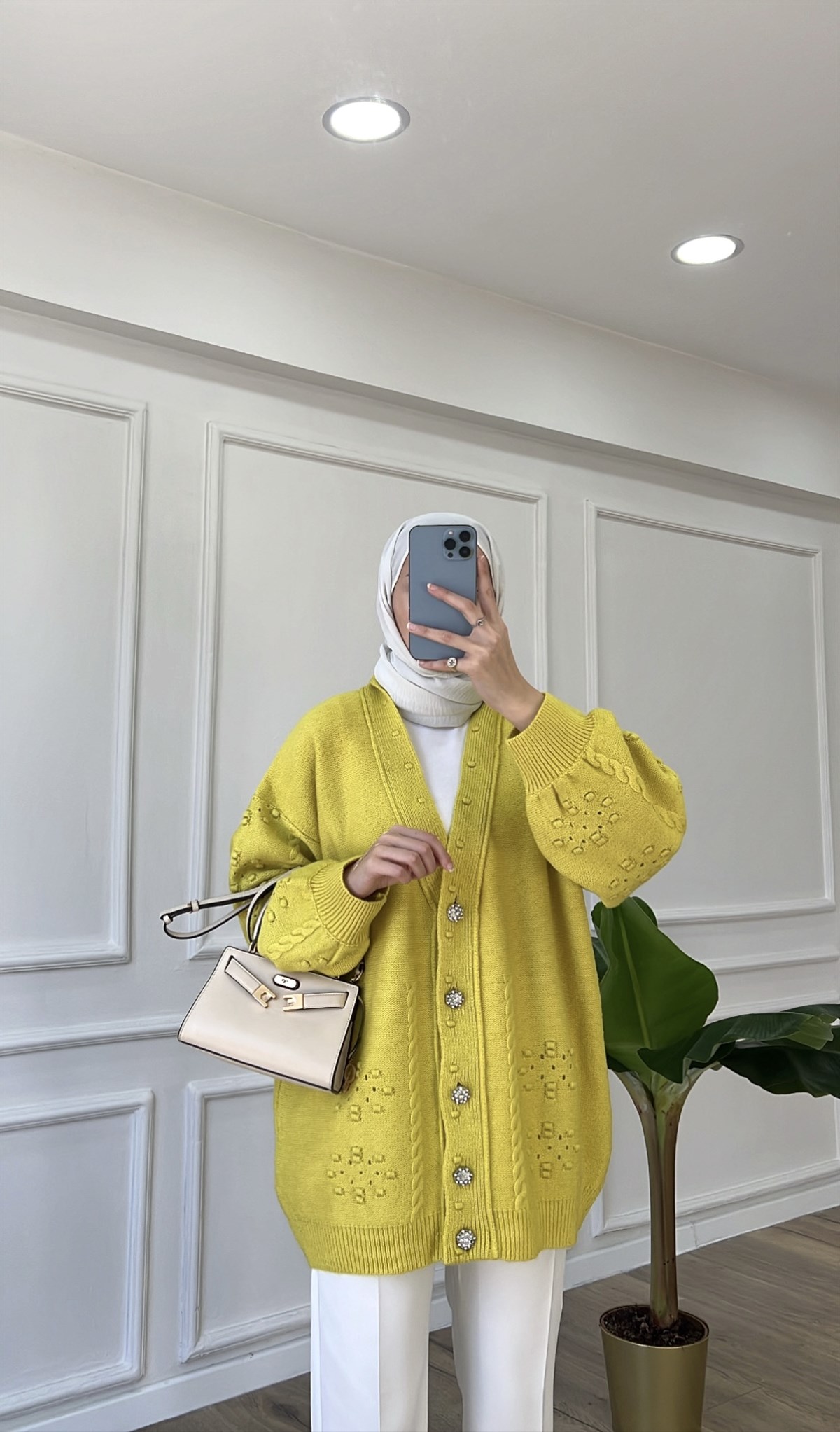 Yağ Yeşili İşlemeli Taşlı Hırka 