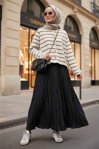 سترة صوفية ناعمة مخططة بأزرار مخططة بأزرار قهوة