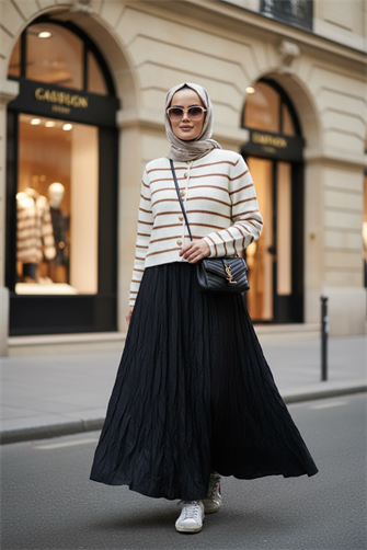 سترة صوفية ناعمة مخططة بأزرار مخططة بأزرار قهوة