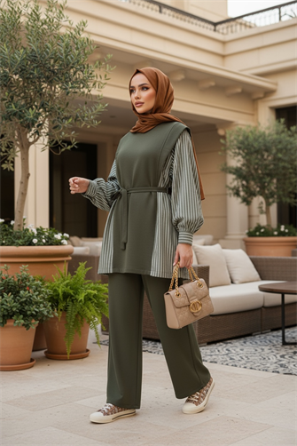 İki İplik Pamuklu Kuşaklı Tesettür Takım | Şık ve Rahat Günlük Kombin Yeşil