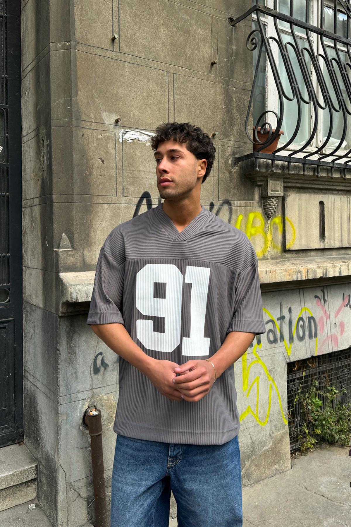 91 Baskılı Fitilli Gri Tişört