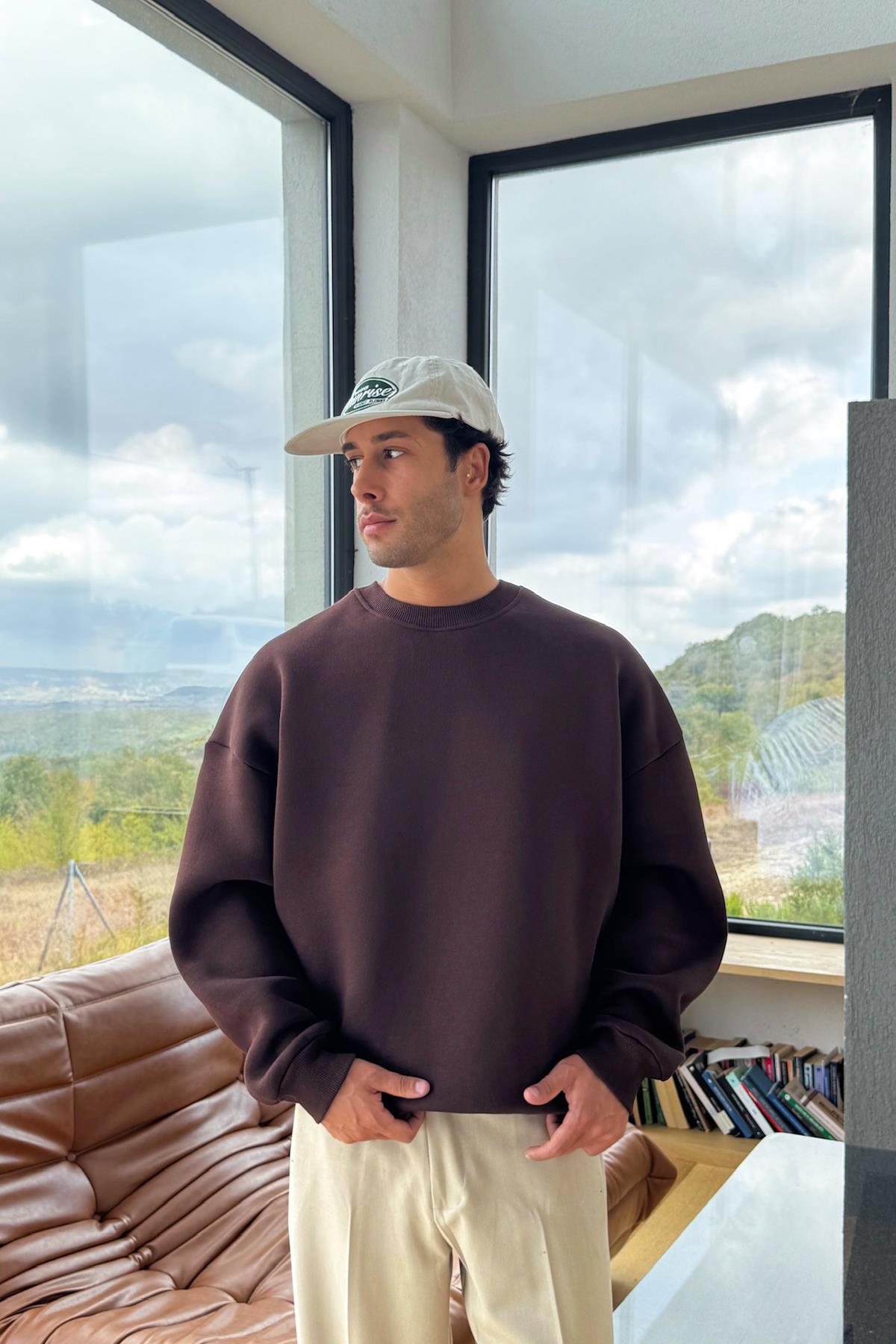 Basic Bisiklet Yaka Sweatshirt