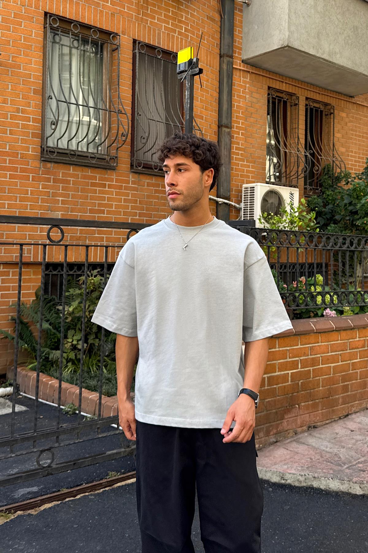 Basic Buz Gri Oversize Tişört