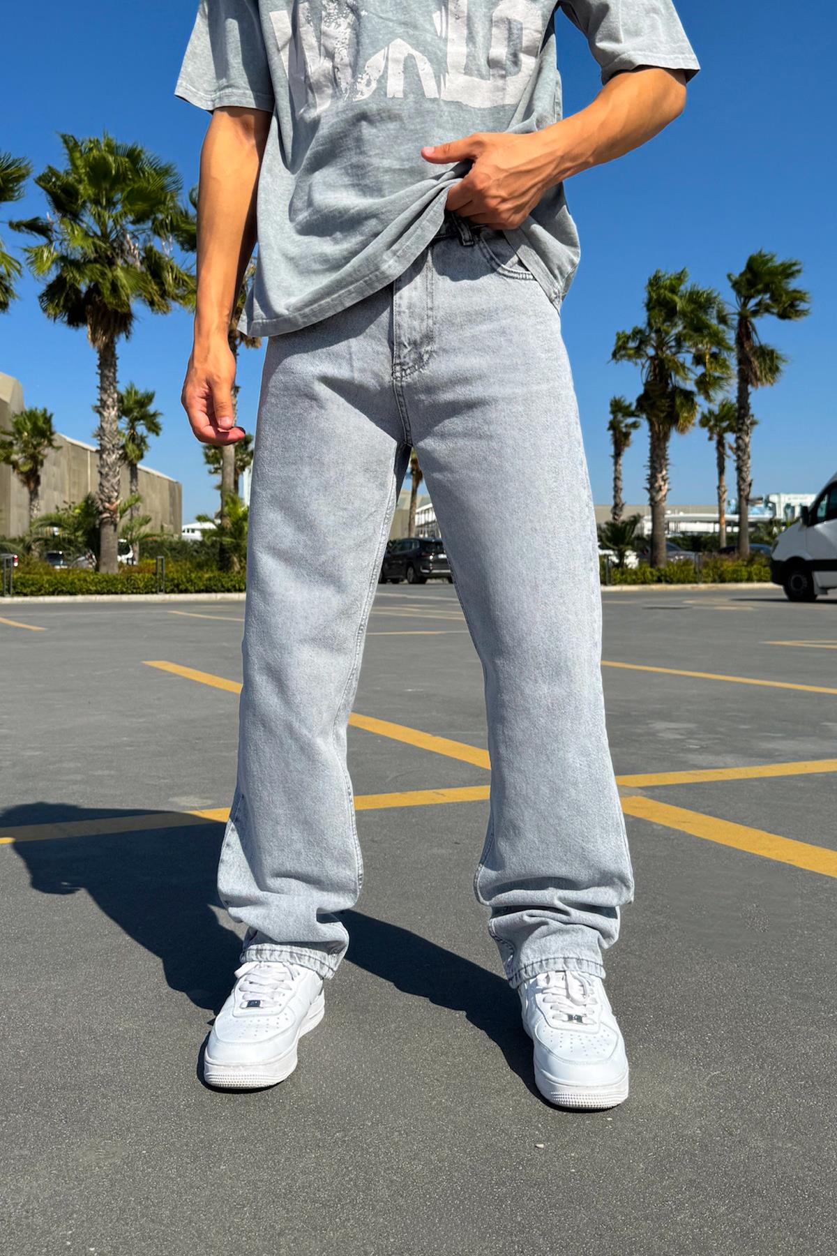 Basic Gri Regular Jean
