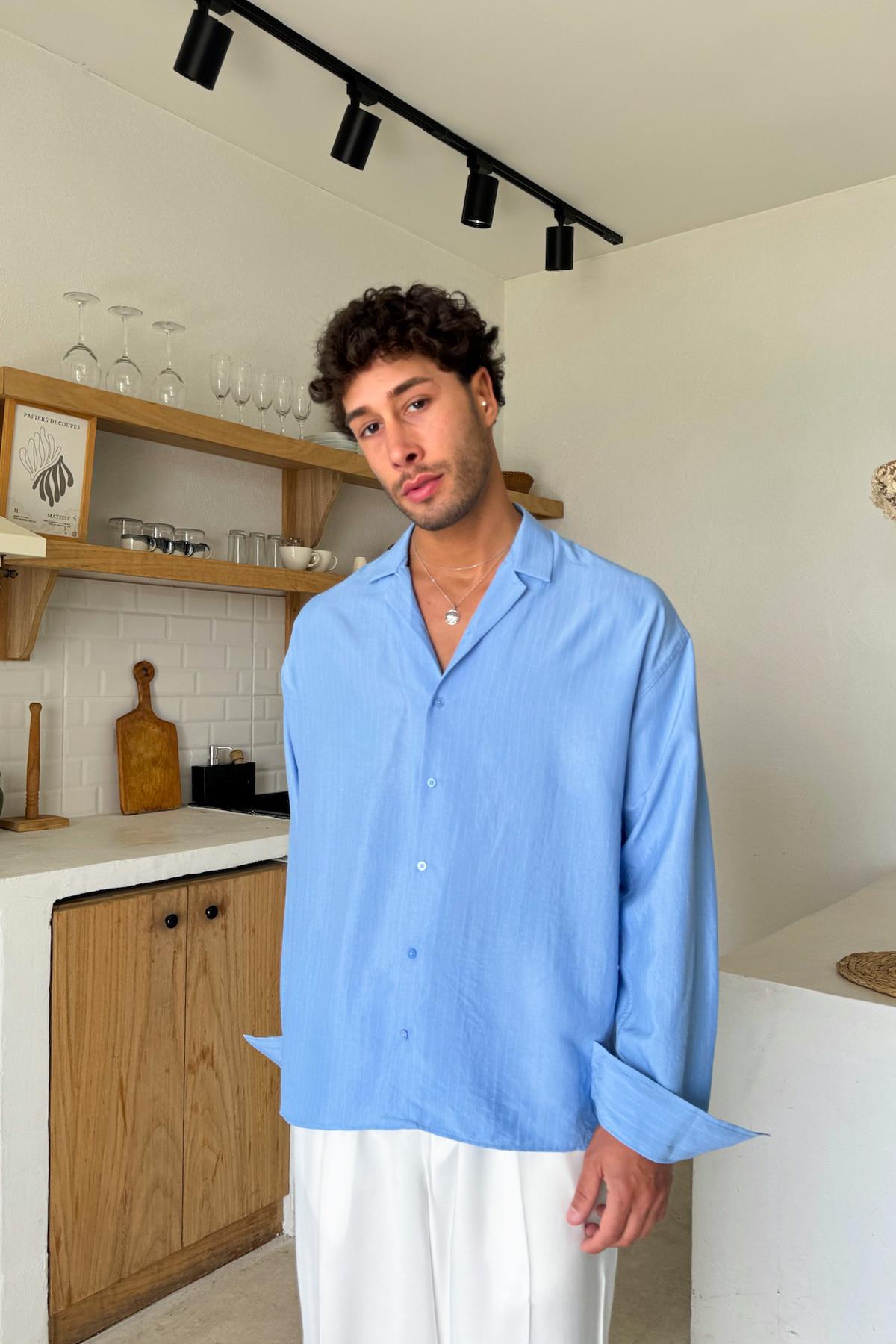 Açık Mavi Çizgi Detay Oversize Gömlek