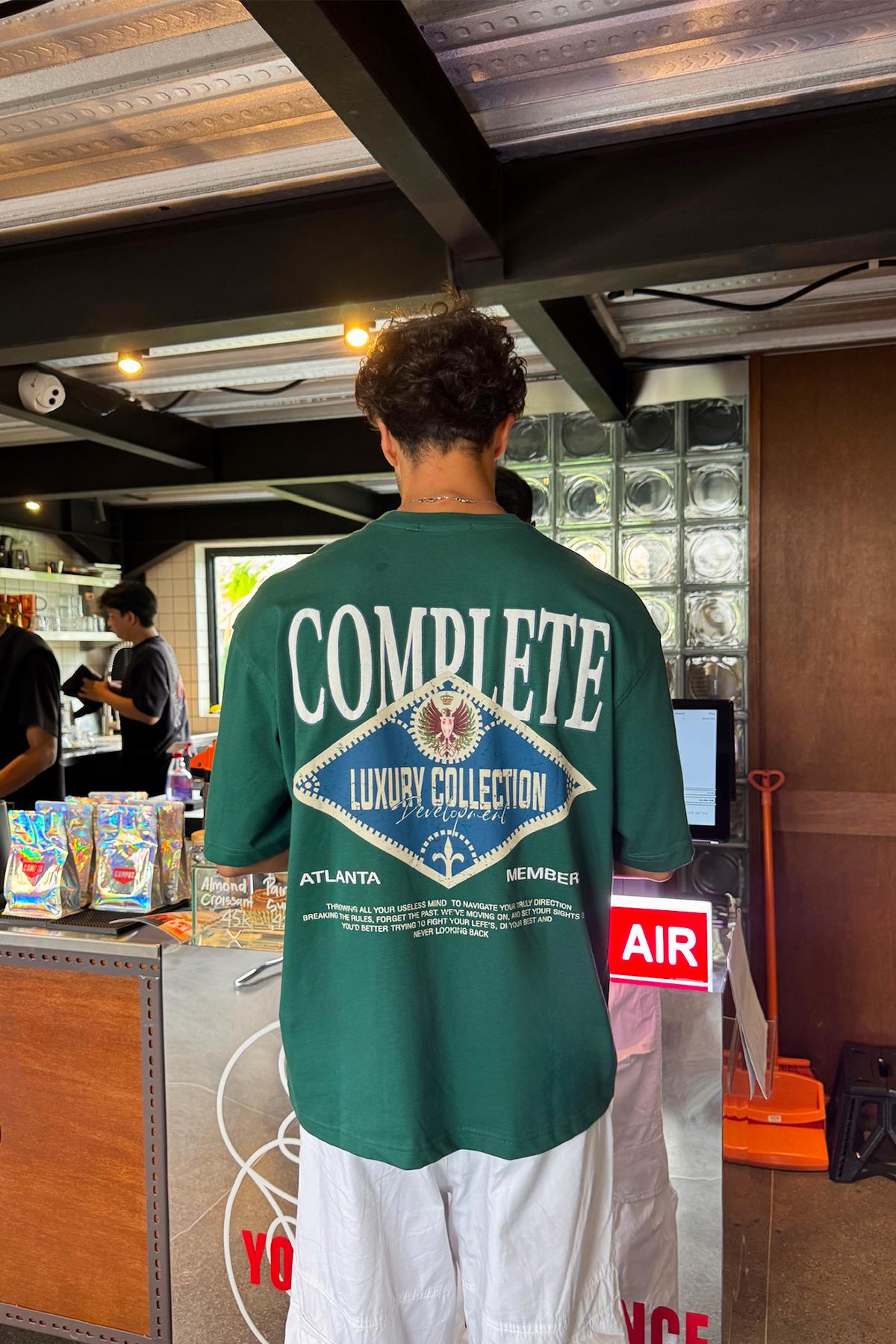 Complete Baskılı Yeşil Oversize Tişört