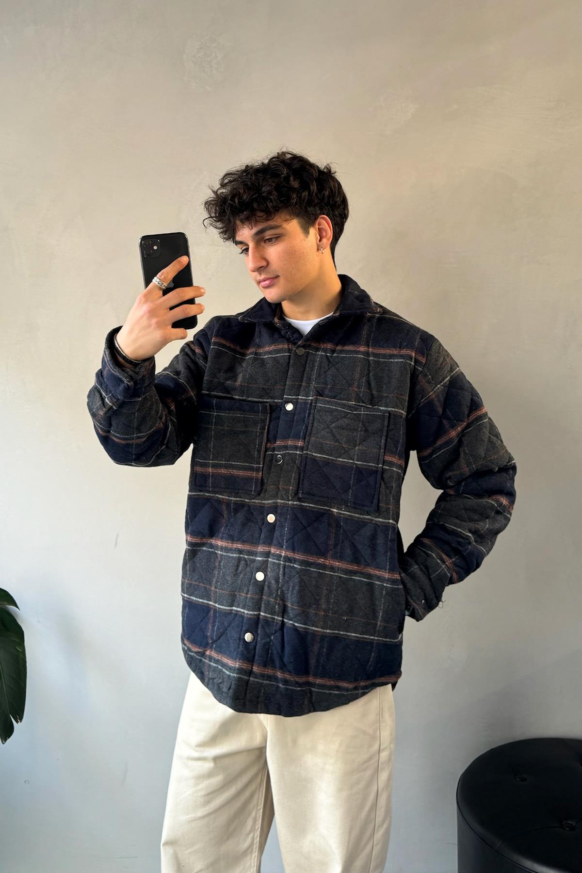 Ekose Desen Cep Detay Lacivert Oversize Ceket
