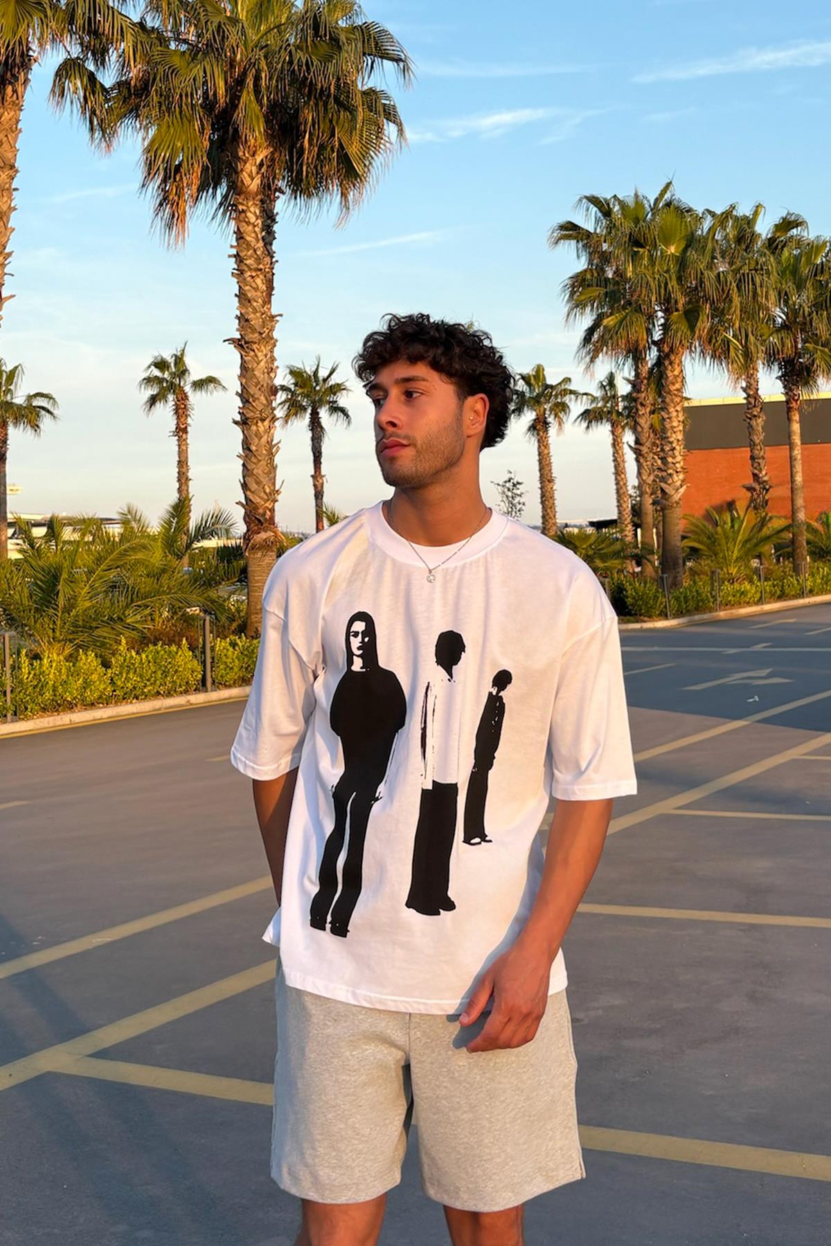 Humans Baskılı Beyaz Oversize Tişört
