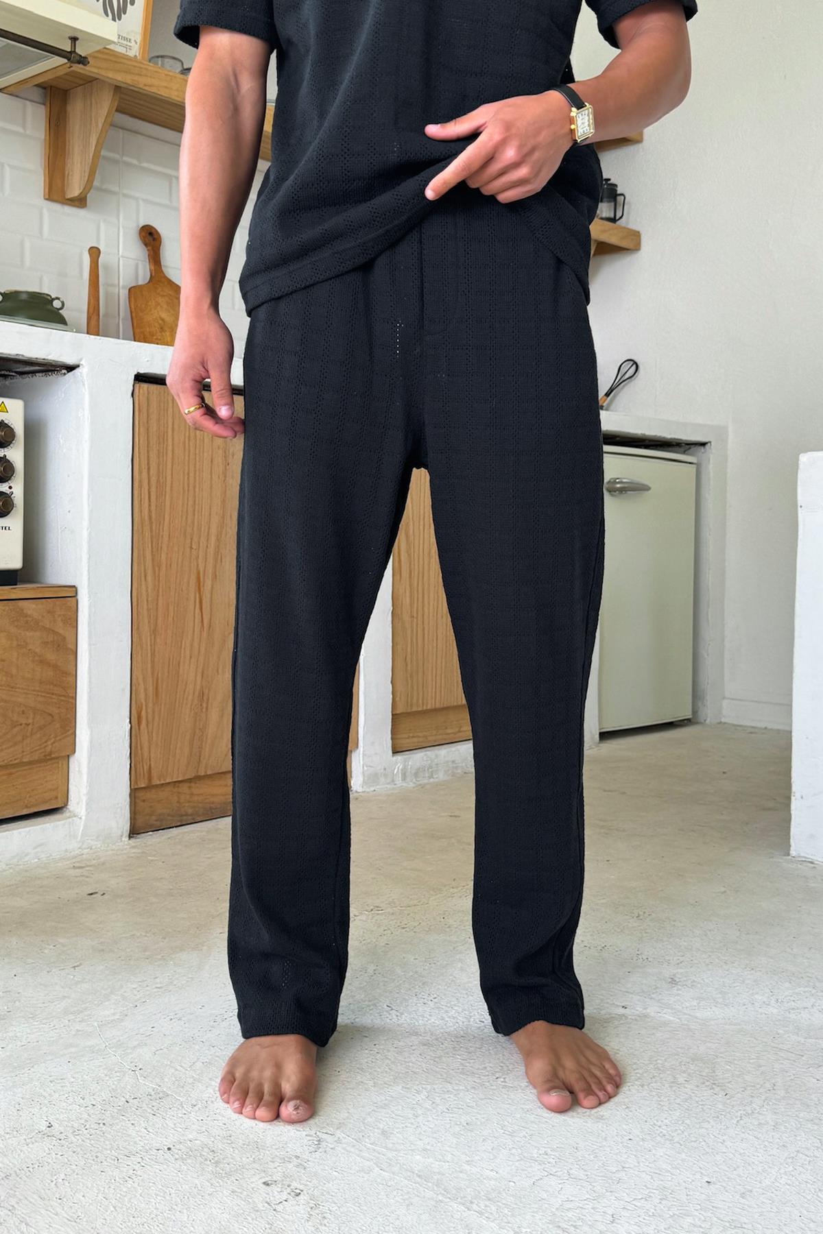 Siyah Jakarlı Regular Pantolon