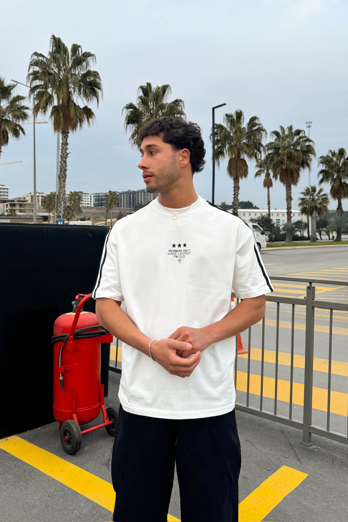 Members Only Baskılı Ekru Tişört