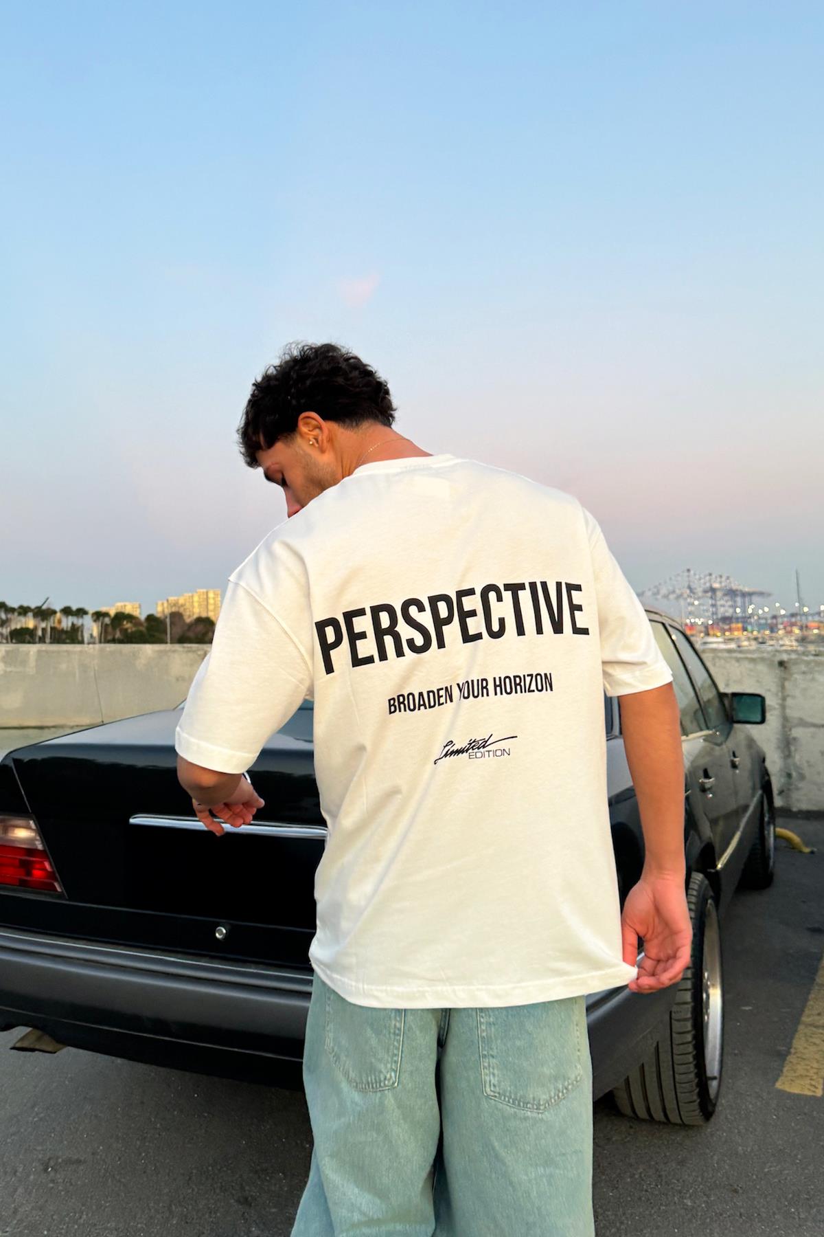 Perspective Sırt Baskılı Ekru Oversize Tişört