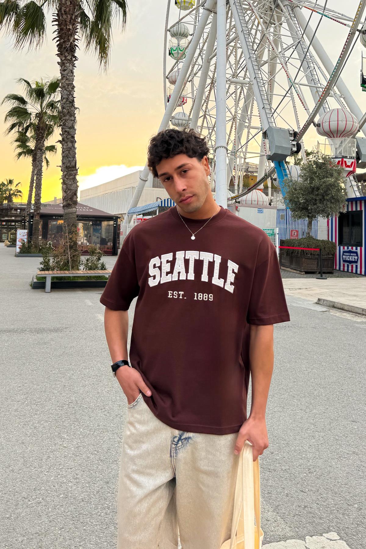 Seattle Nakışlı Kahverengi Oversize Tişört