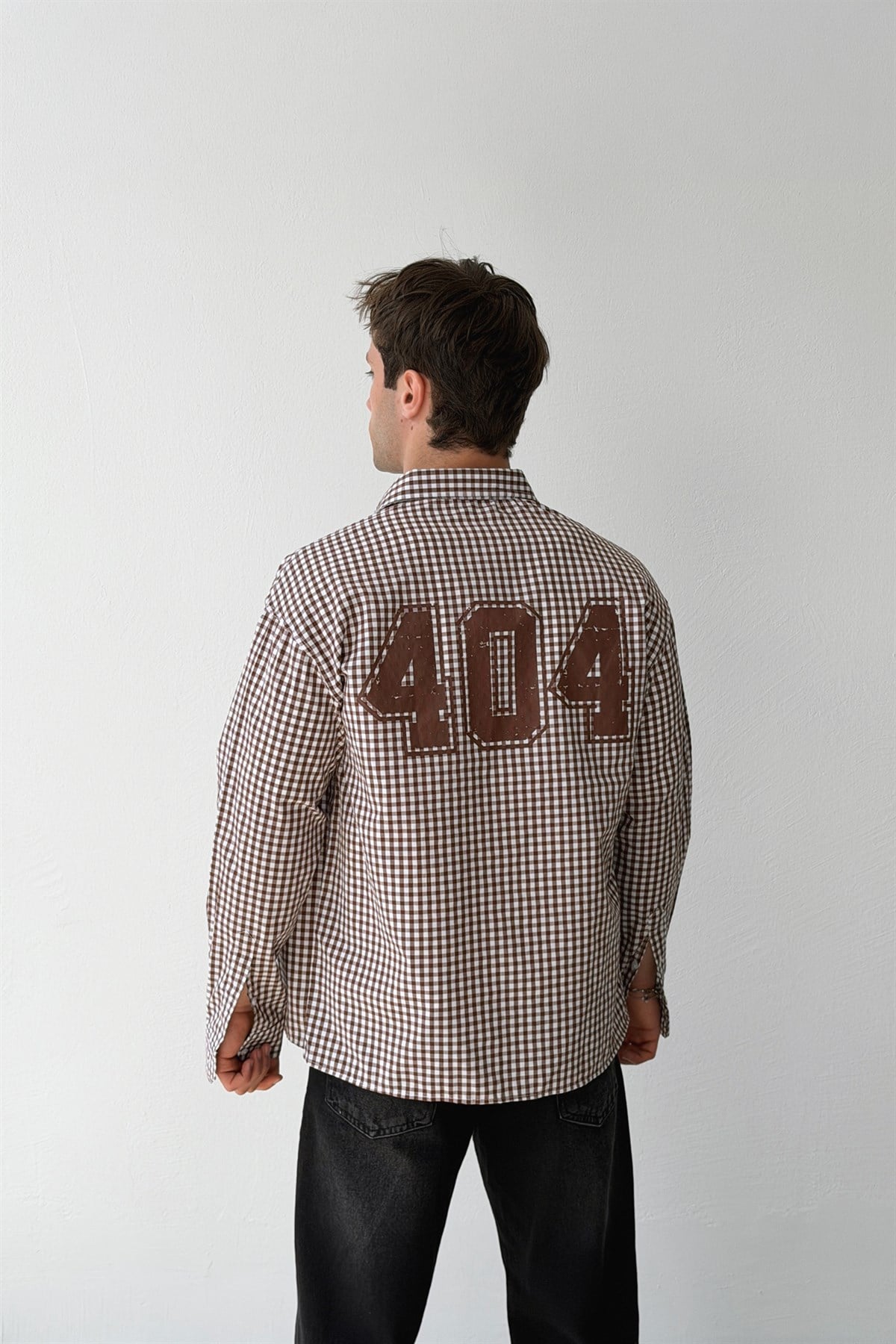 404 Sırt Baskılı Kareli Gömlek