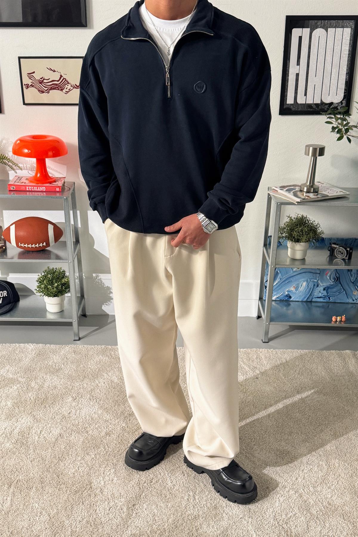 Amblemli Half Zip Sweatshirt