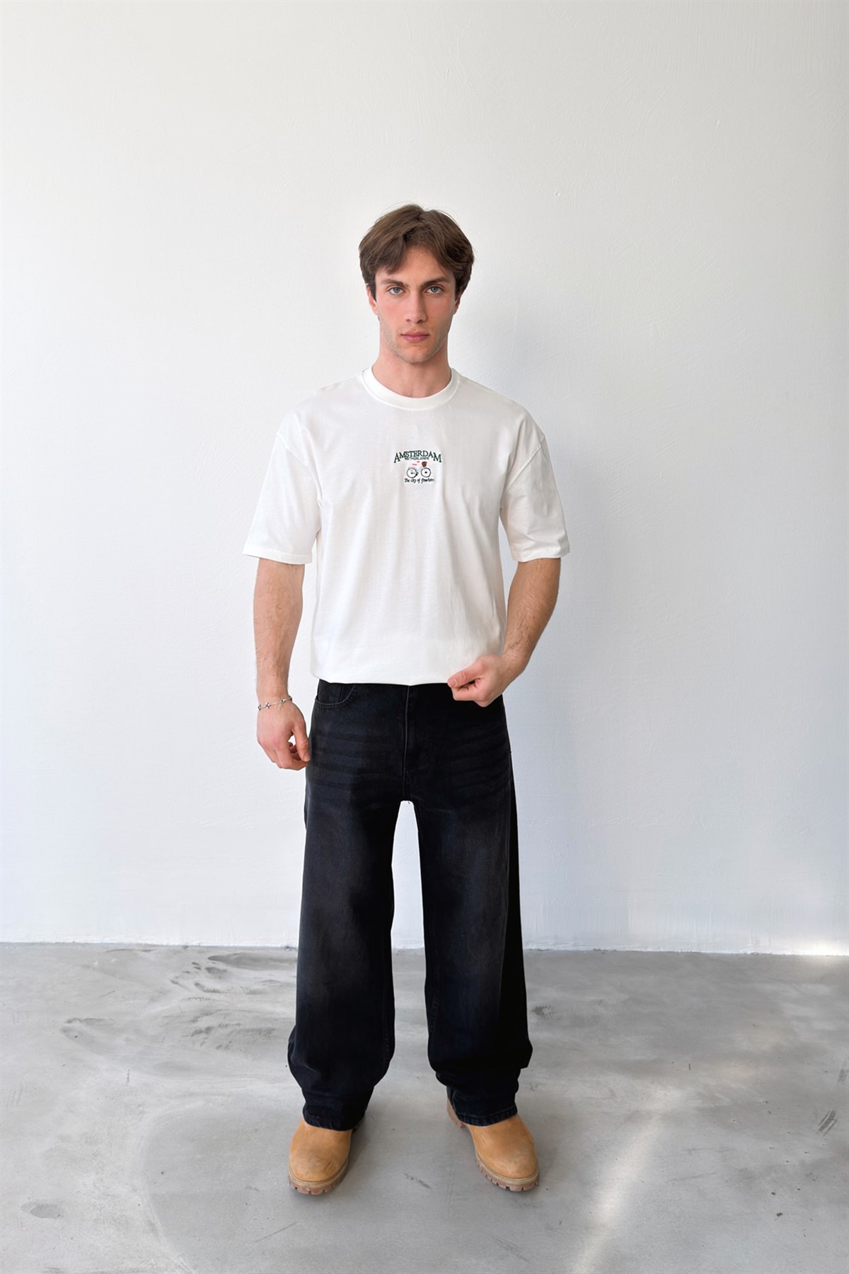 Amsterdam Bicycle Nakışlı Ekru Oversize Tişört