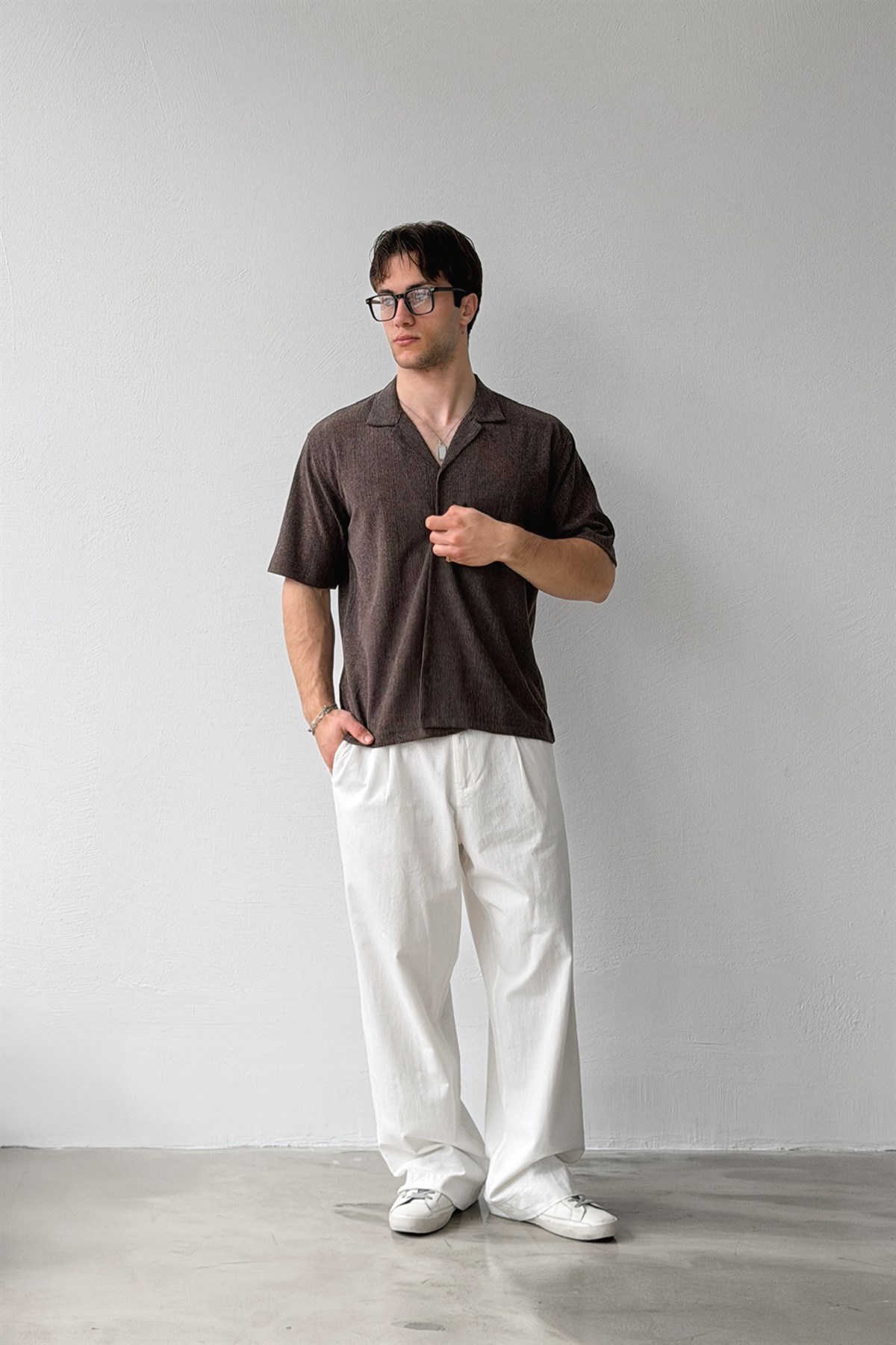 Apaş Yaka Dokuma Gömlek