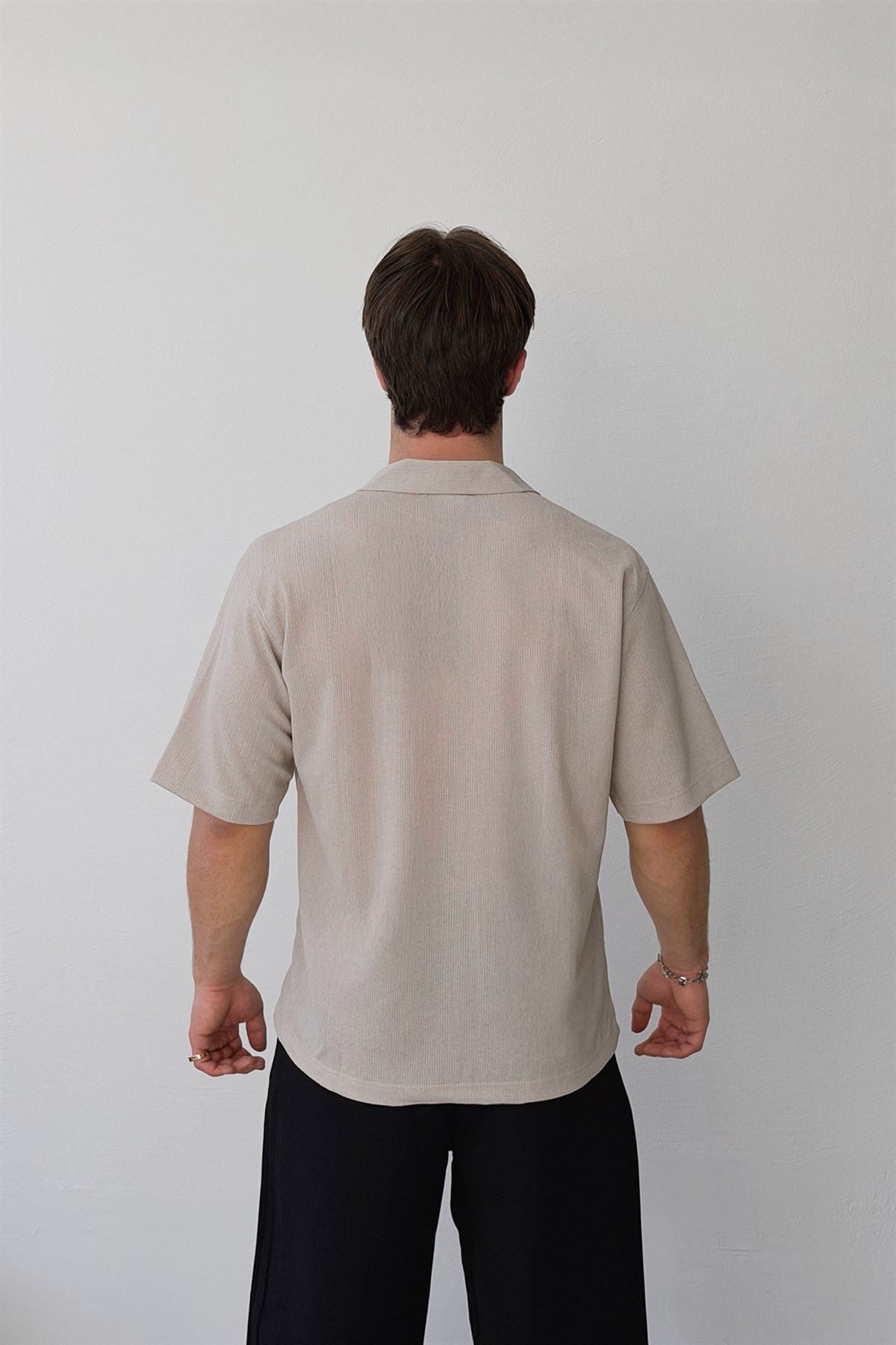 Apaş Yaka Dokuma Gömlek