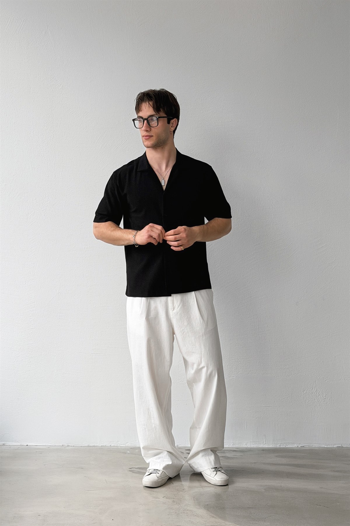 Apaş Yaka Dokuma Gömlek