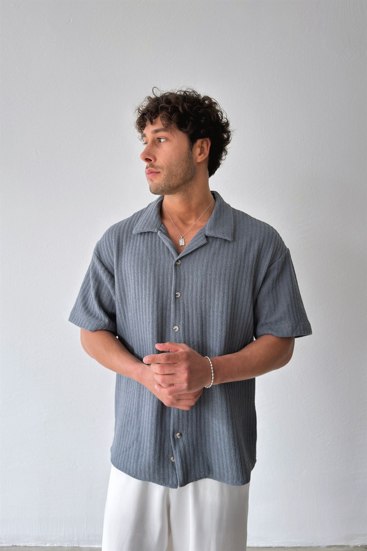 Apaş Yaka Füme Örme Triko Gömlek