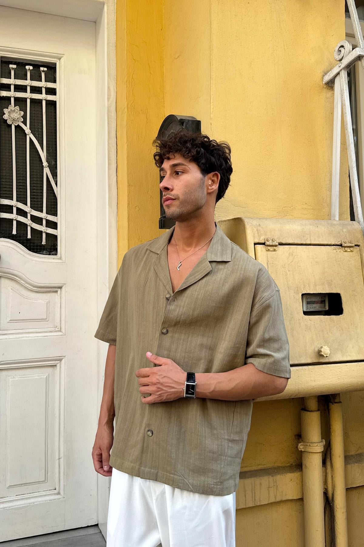 Apaş Yaka Oversize Kısa Kol Gömlek Haki