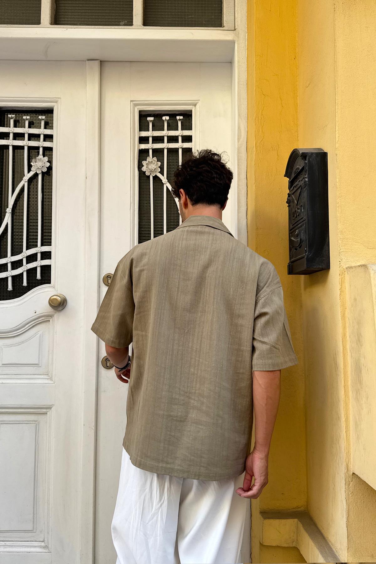 Apaş Yaka Oversize Kısa Kol Gömlek Haki