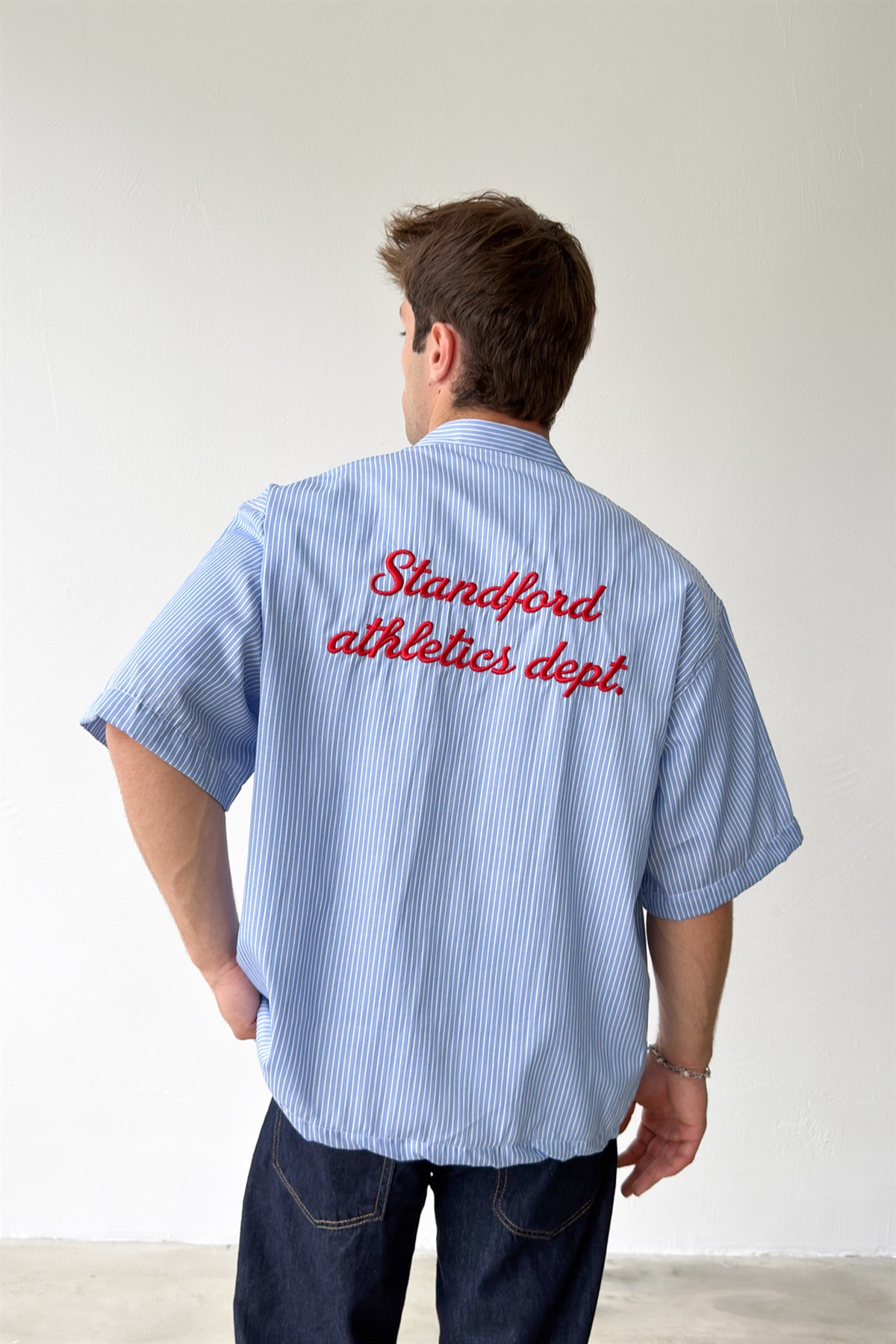 Apaş Yaka Stanford Nakışlı Oversize Gömlek