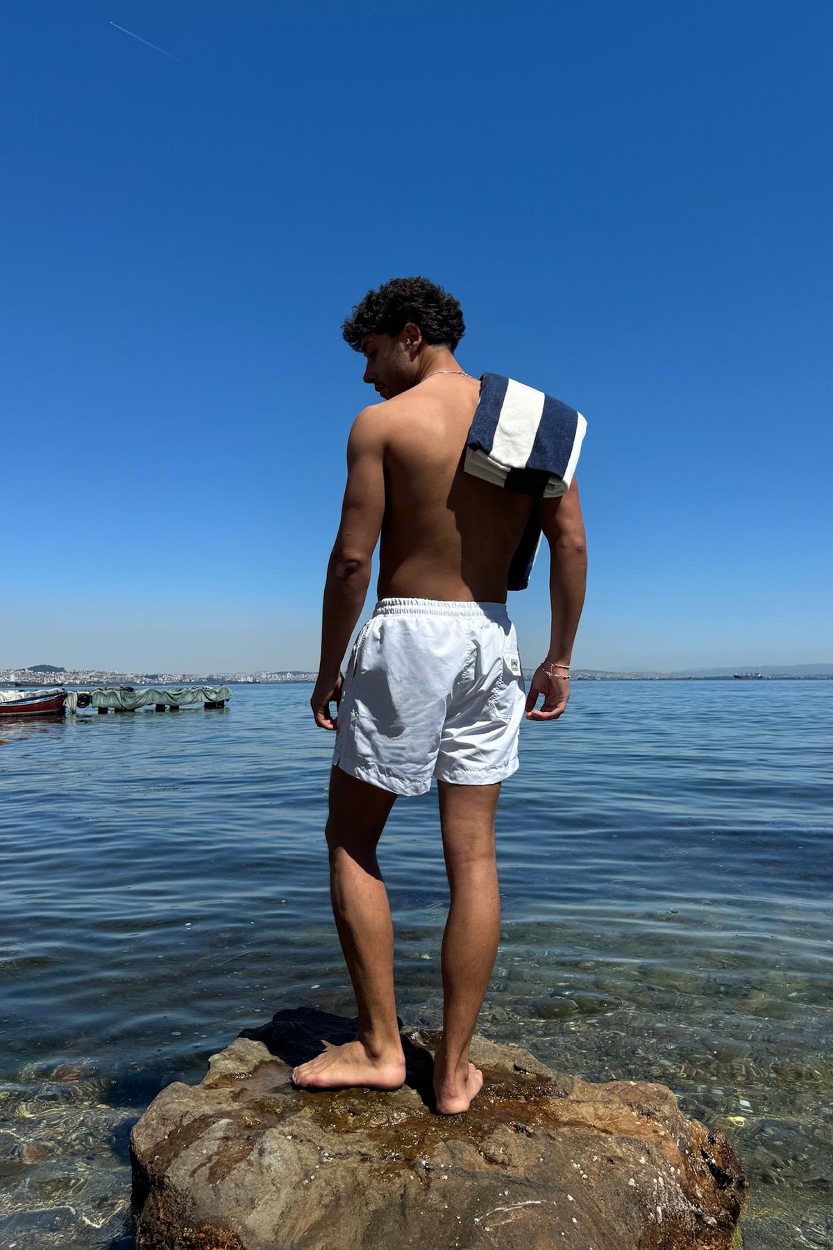 Beyaz Arka Cep Detay Deniz Şort