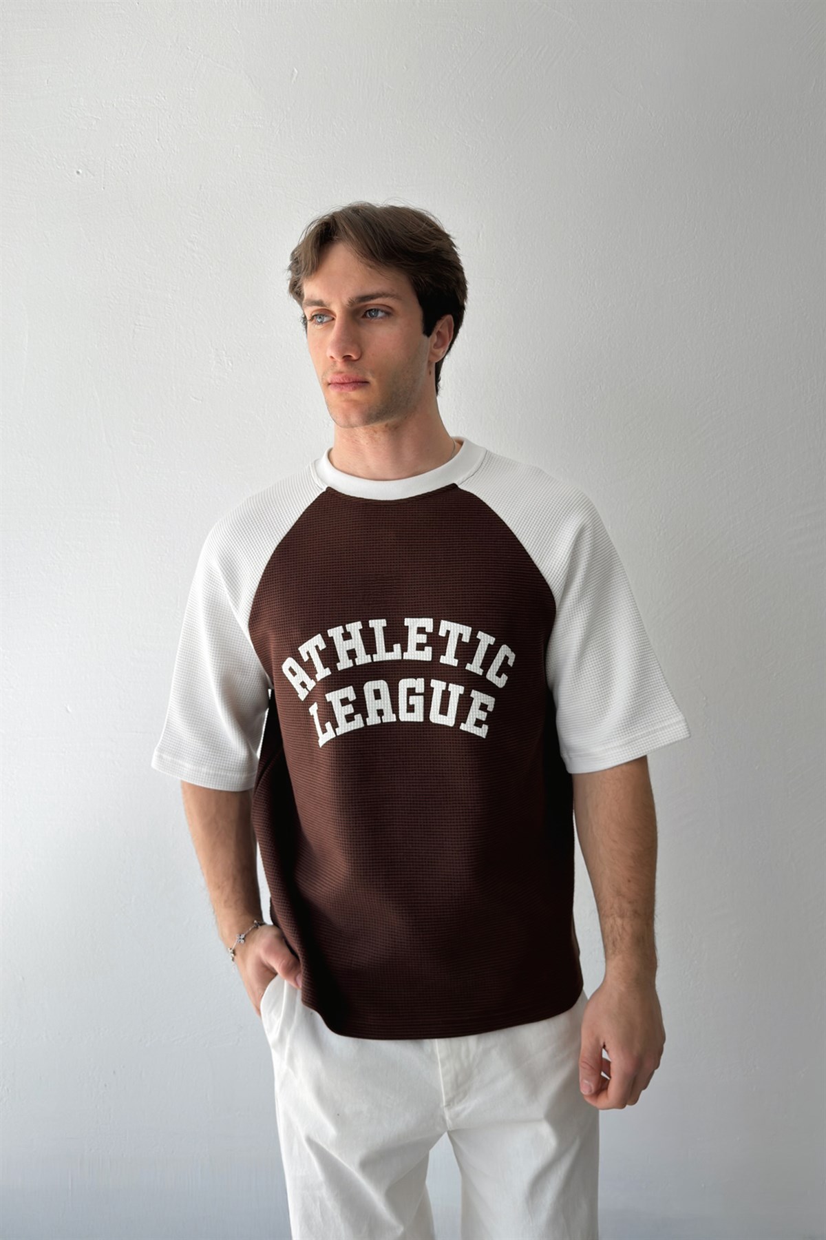 Athletic Baskılı Reglan Kol Tişört