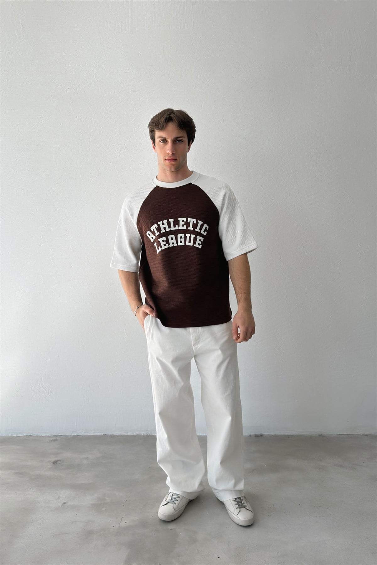 Athletic Baskılı Reglan Kol Tişört