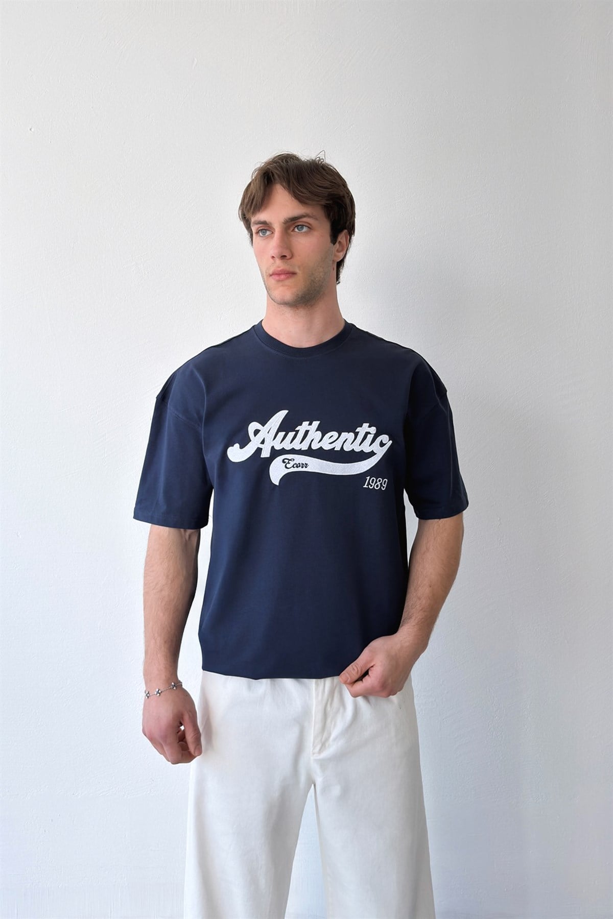 Authentic Nakışlı Tişört