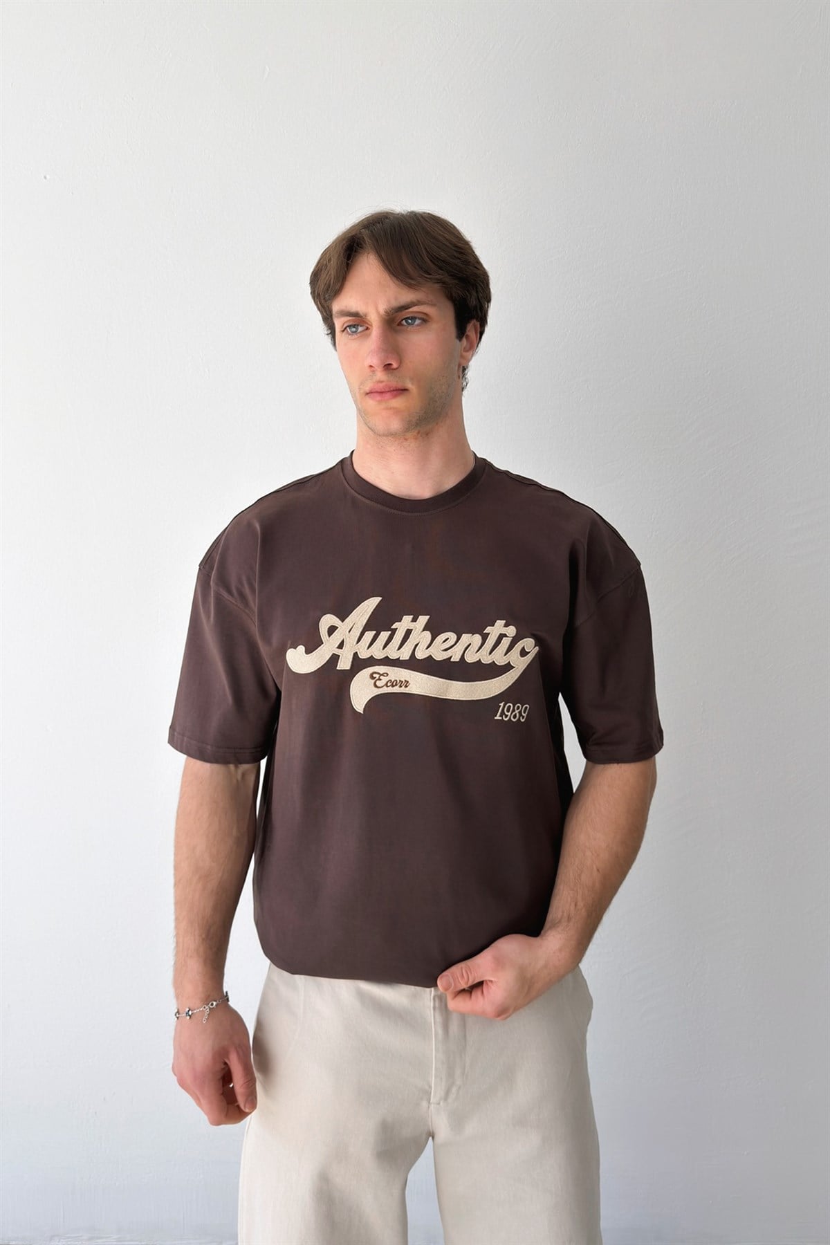 Authentic Nakışlı Tişört