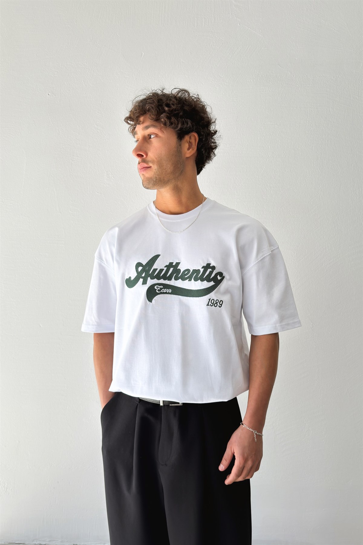 Authentic Nakışlı Tişört