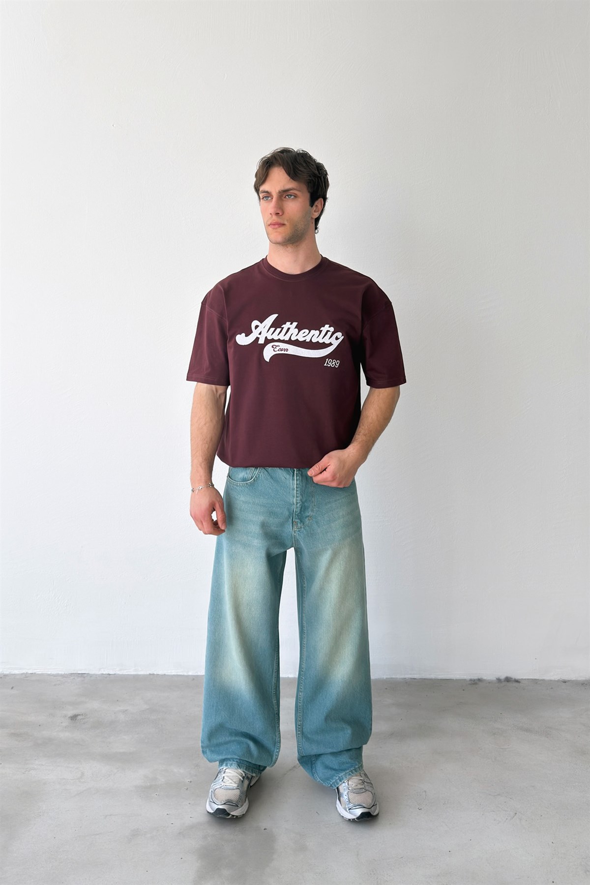 Authentic Nakışlı Tişört