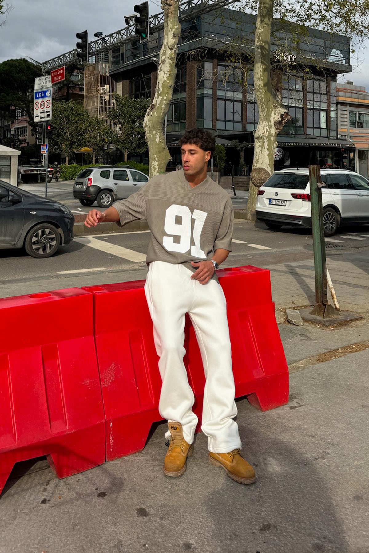 Ayarlanabilir Paça Basic Ekru Baggy Eşofman Altı