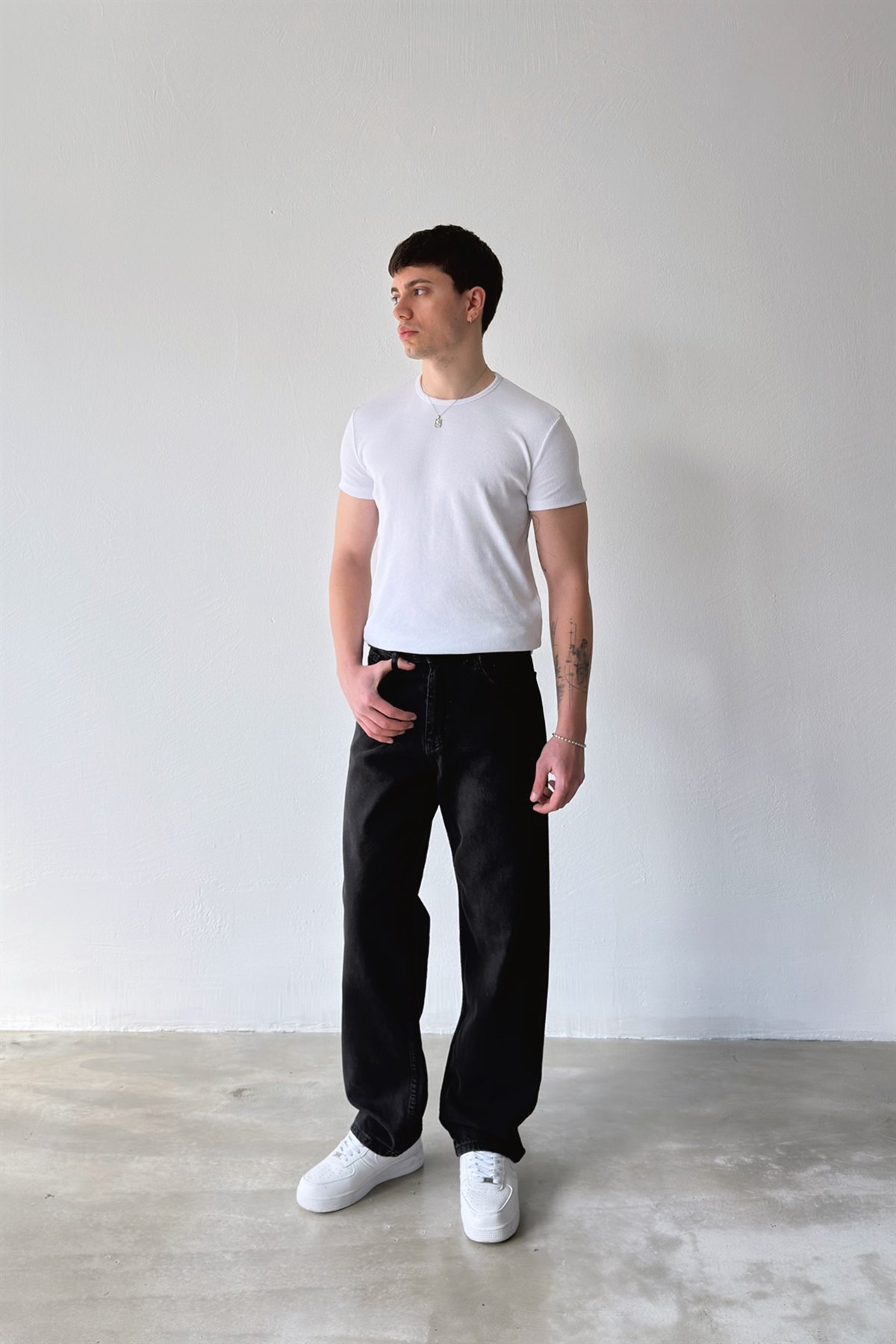 Basic Baggy Jean