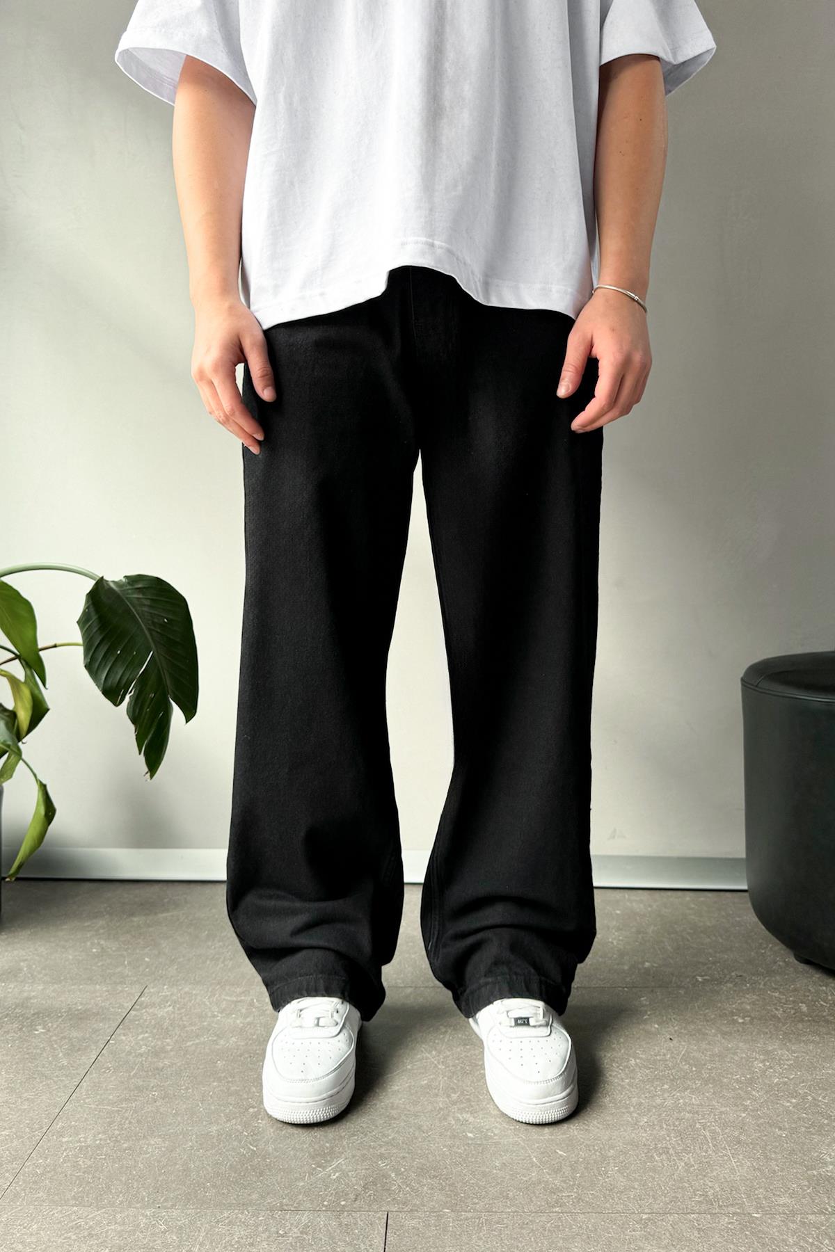 Basic Siyah Baggy Jean