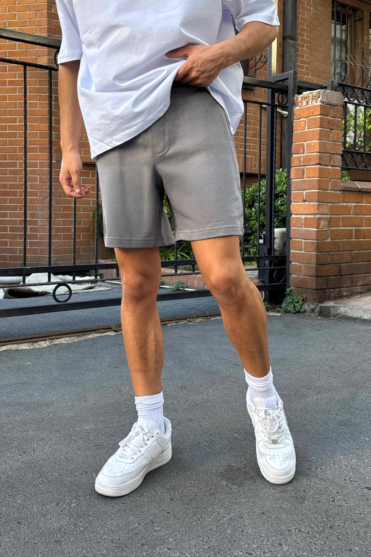 Basic Bel Lastikli Şort Füme