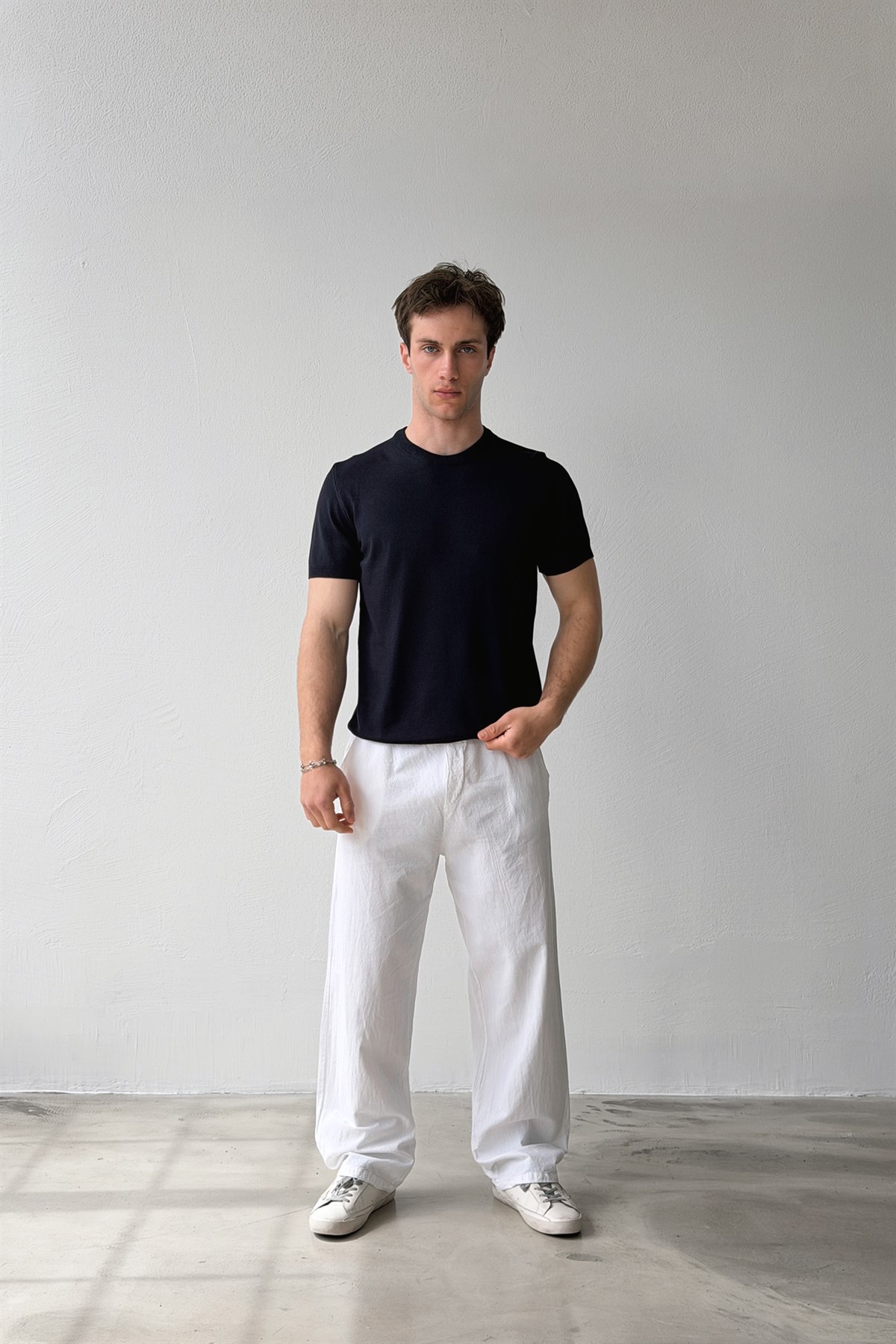 Basic Bisiklet Yaka Lacivert Triko Tişört