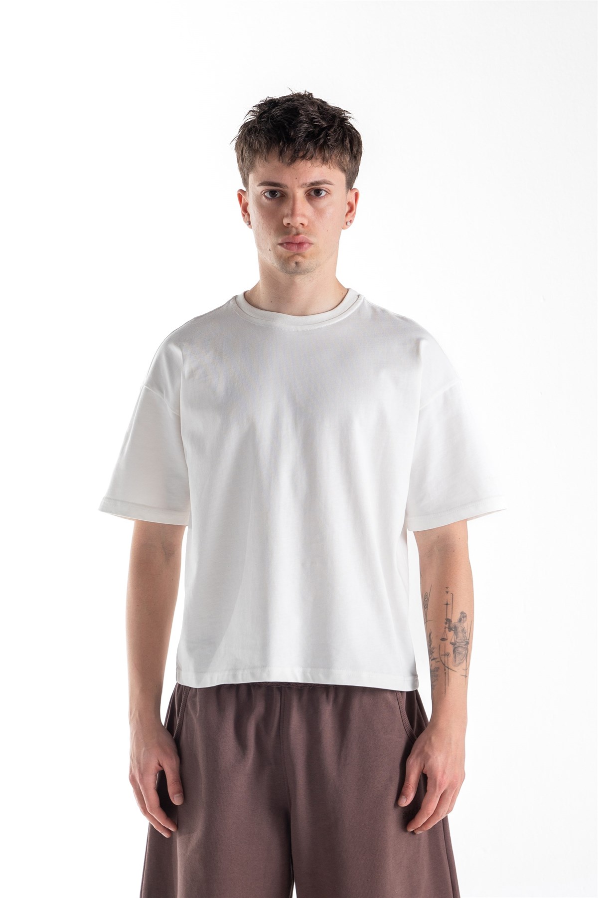 Basic Boxy Fit Ekru Tişört