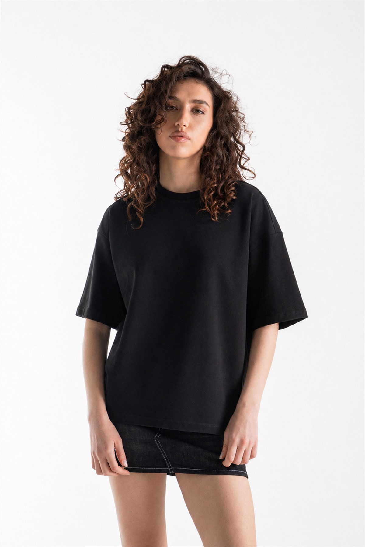 Basic Boxy Fit Siyah Tişört
