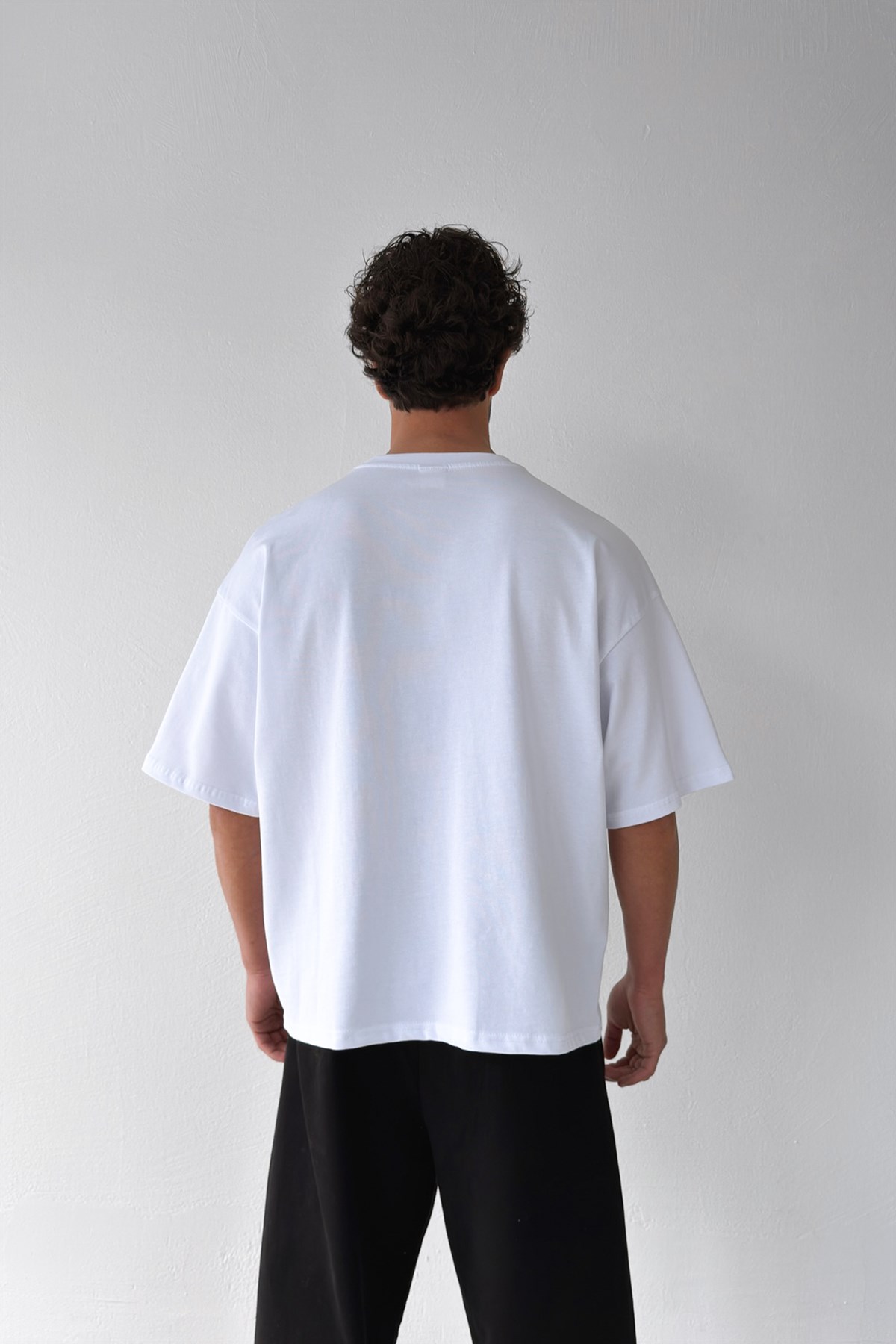 Basic Boxy Fit Beyaz Tişört