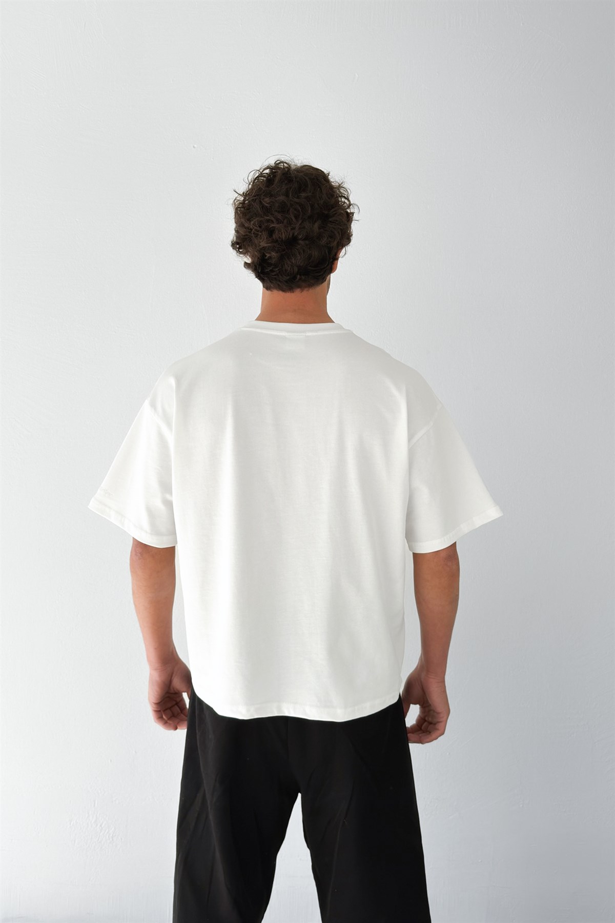 Basic Boxy Fit Ekru Tişört