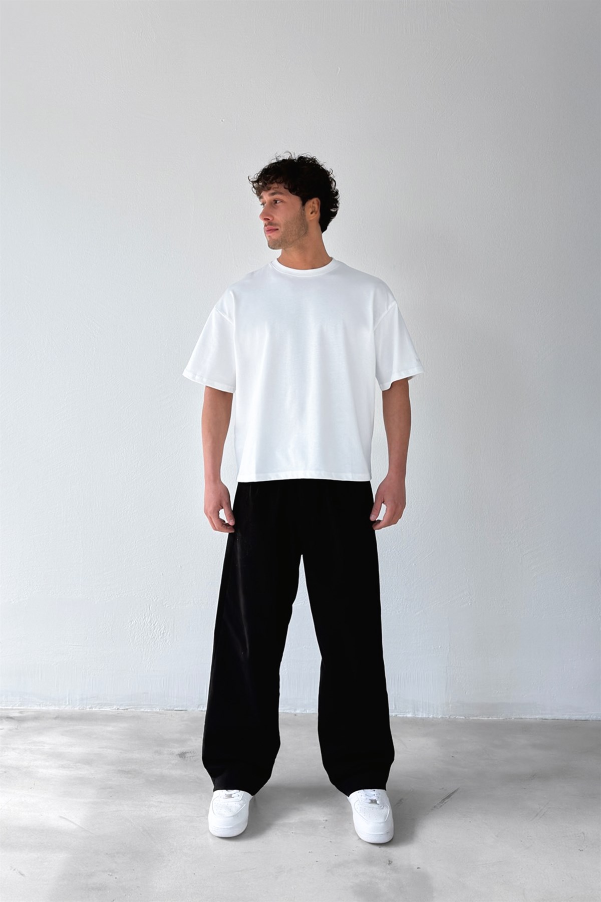 Basic Boxy Fit Beyaz Tişört