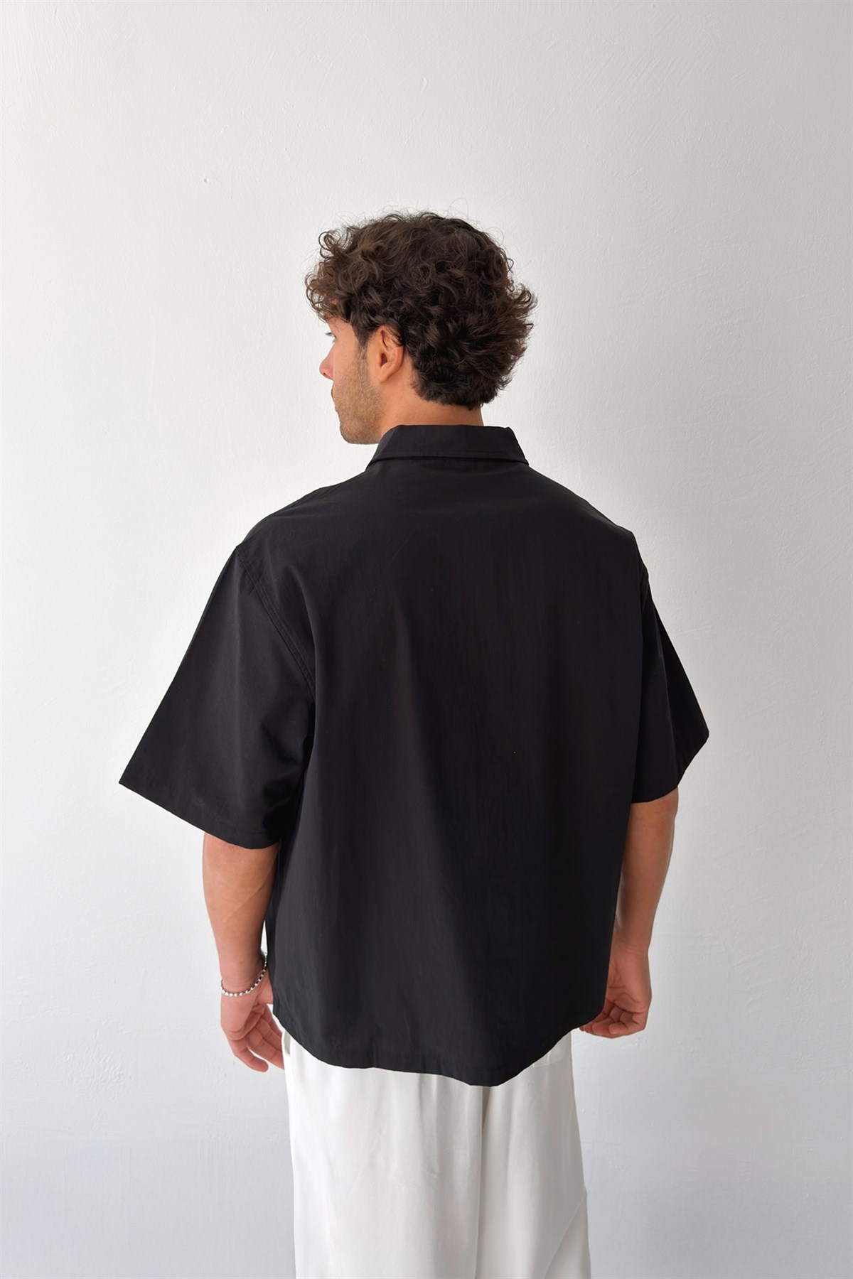 Basic Oversize Siyah Poplin Crop Gömlek