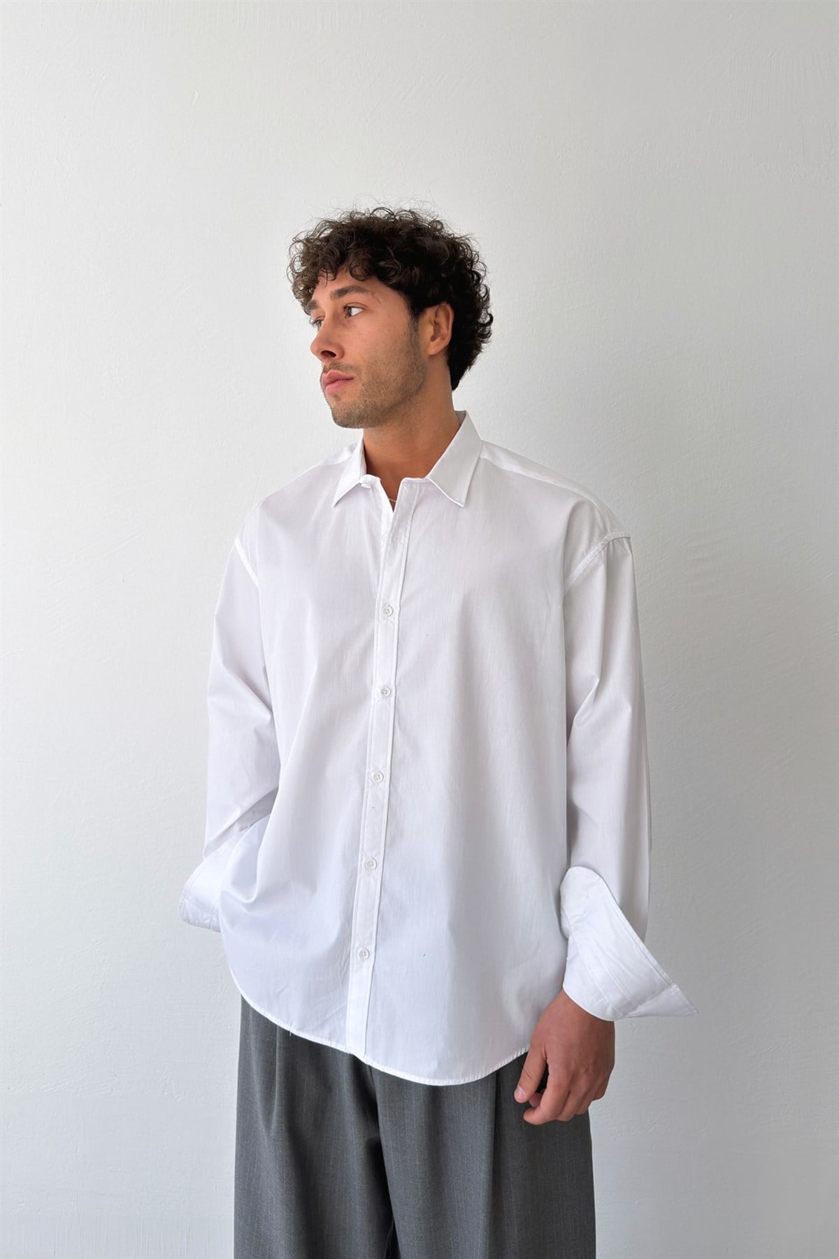 Basic Beyaz Poplin Oversize Gömlek