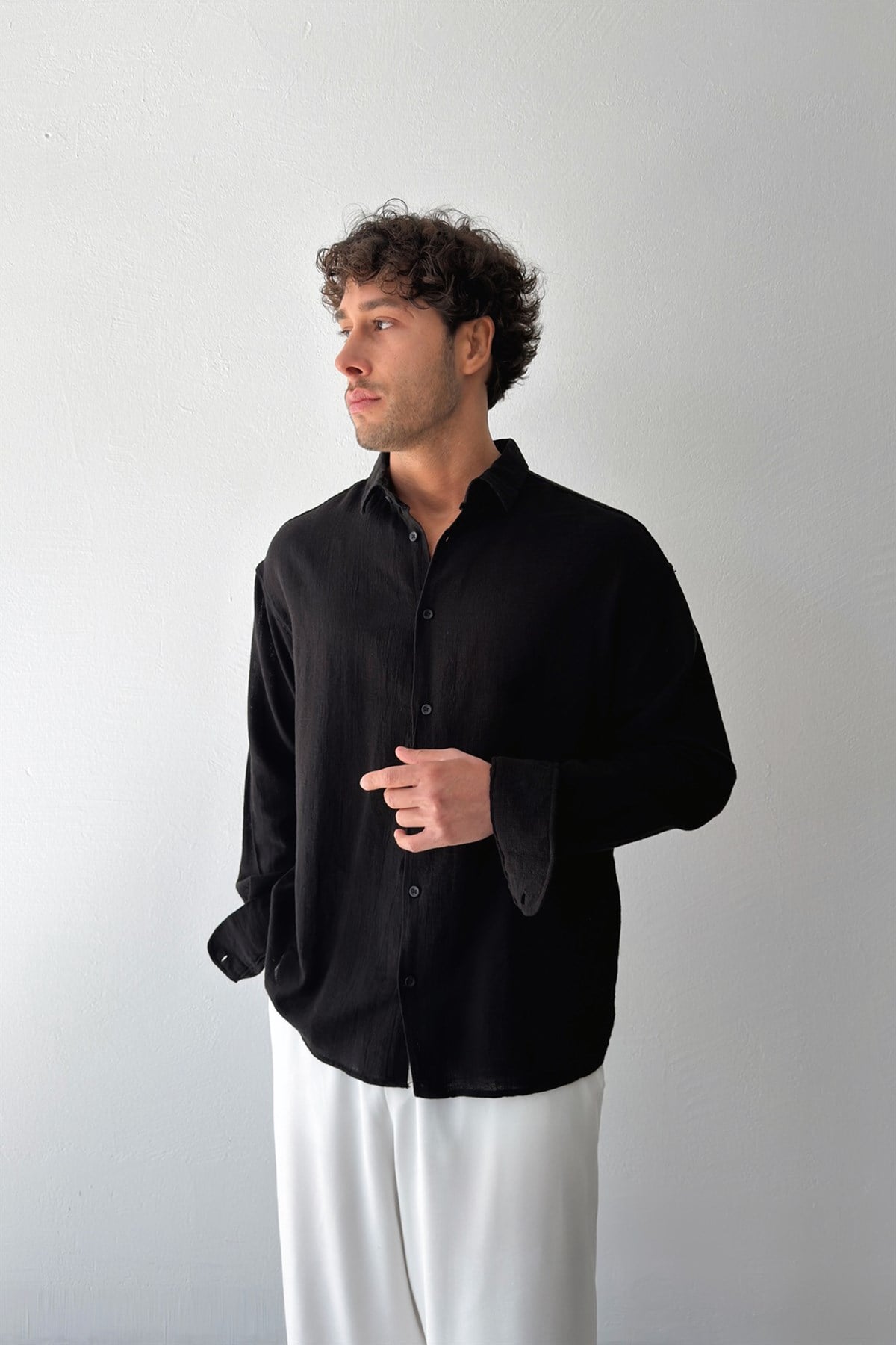 Basic Oversize Siyah Ham Keten Gömlek