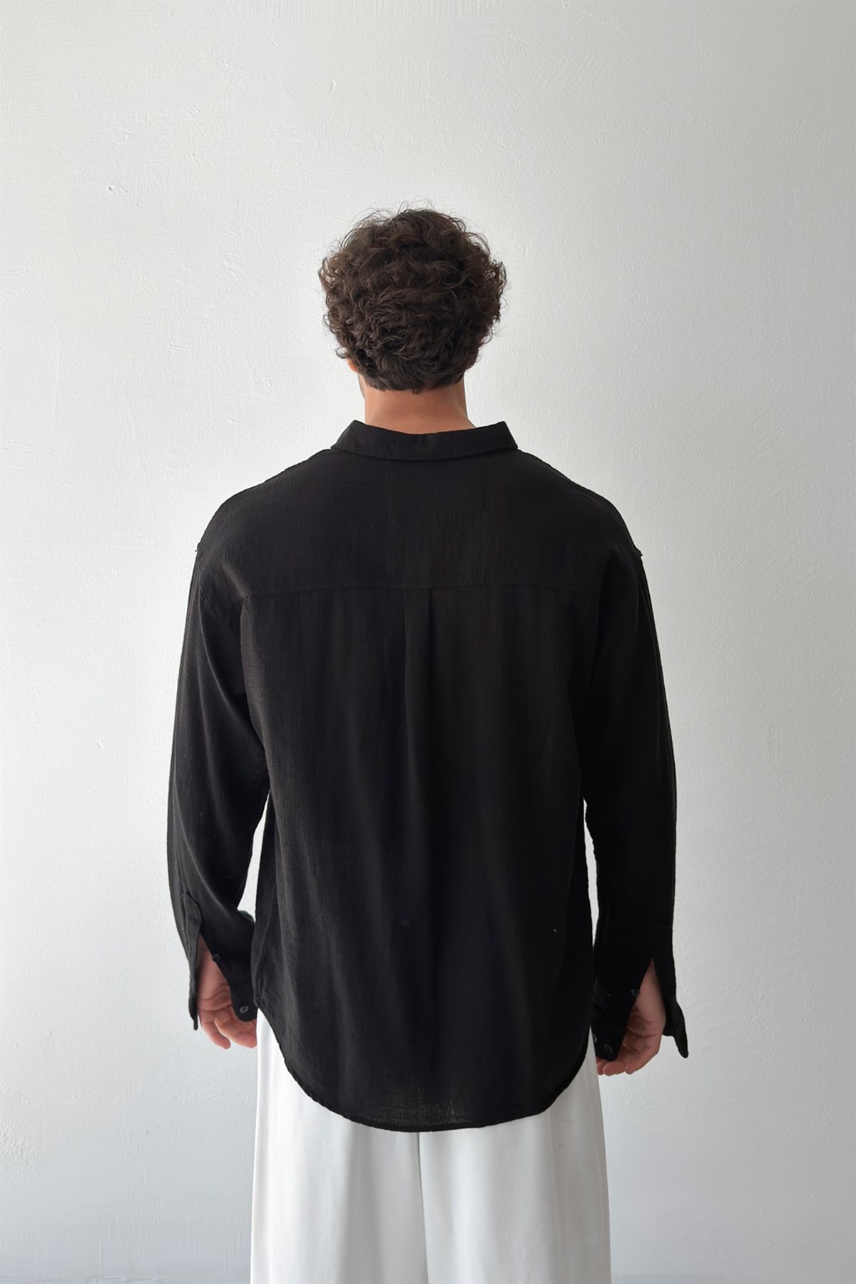 Basic Oversize Siyah Ham Keten Gömlek