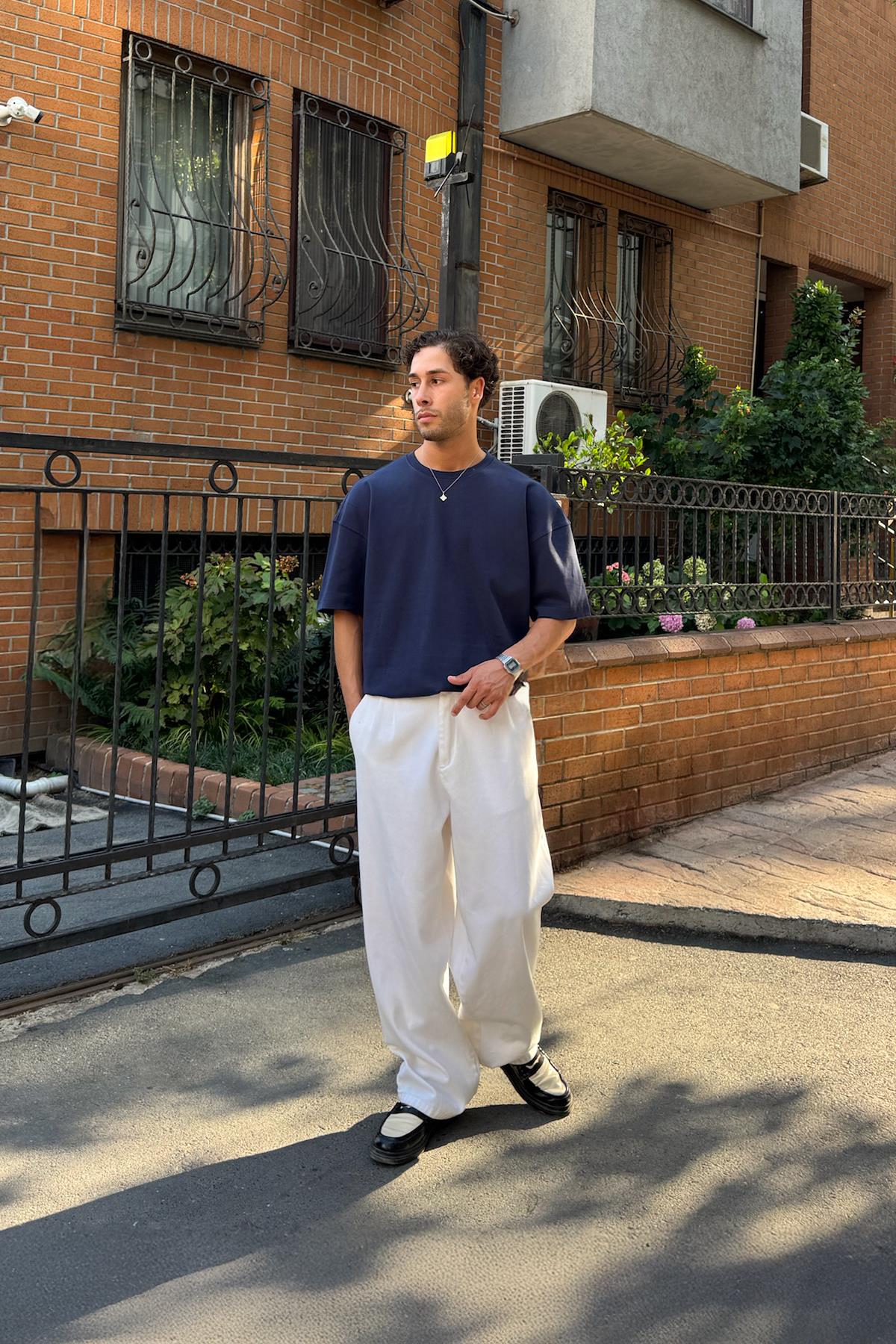 Basic Lacivert Oversize Tişört