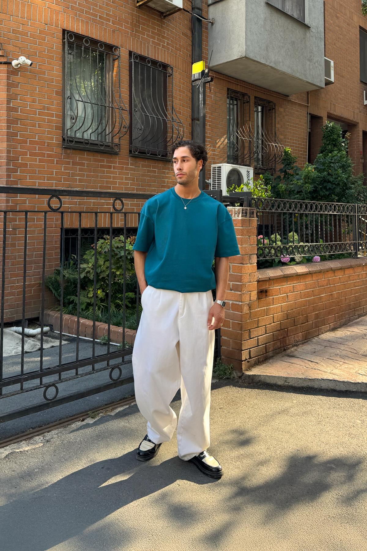 Basic Zümrüt Yeşili Oversize Tişört